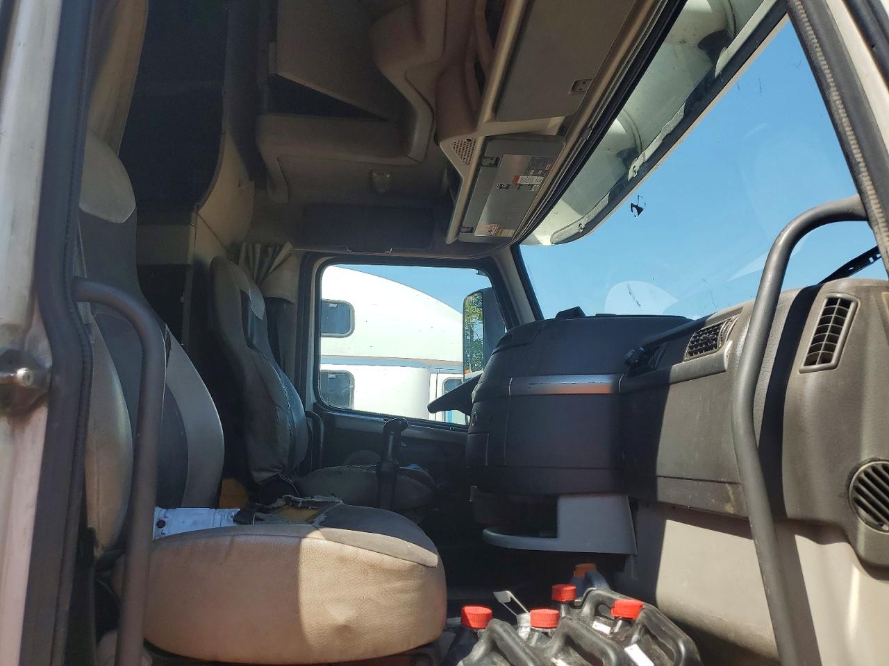 2007 VOLV VN