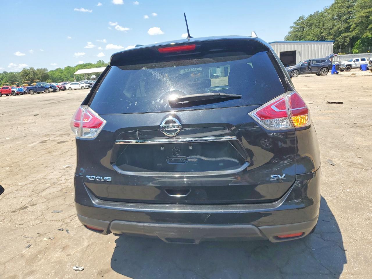 2016 NISSAN ROGUE