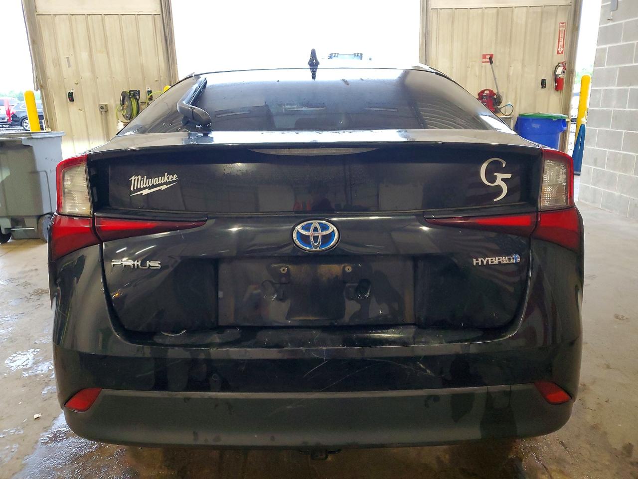 2021 TOYOTA PRIUS