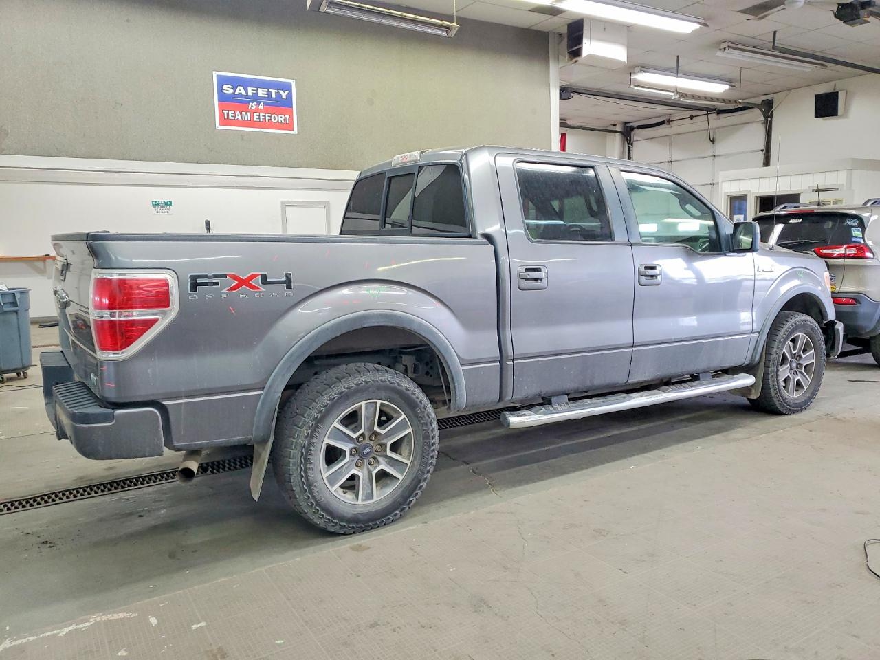 2010 FORD F150