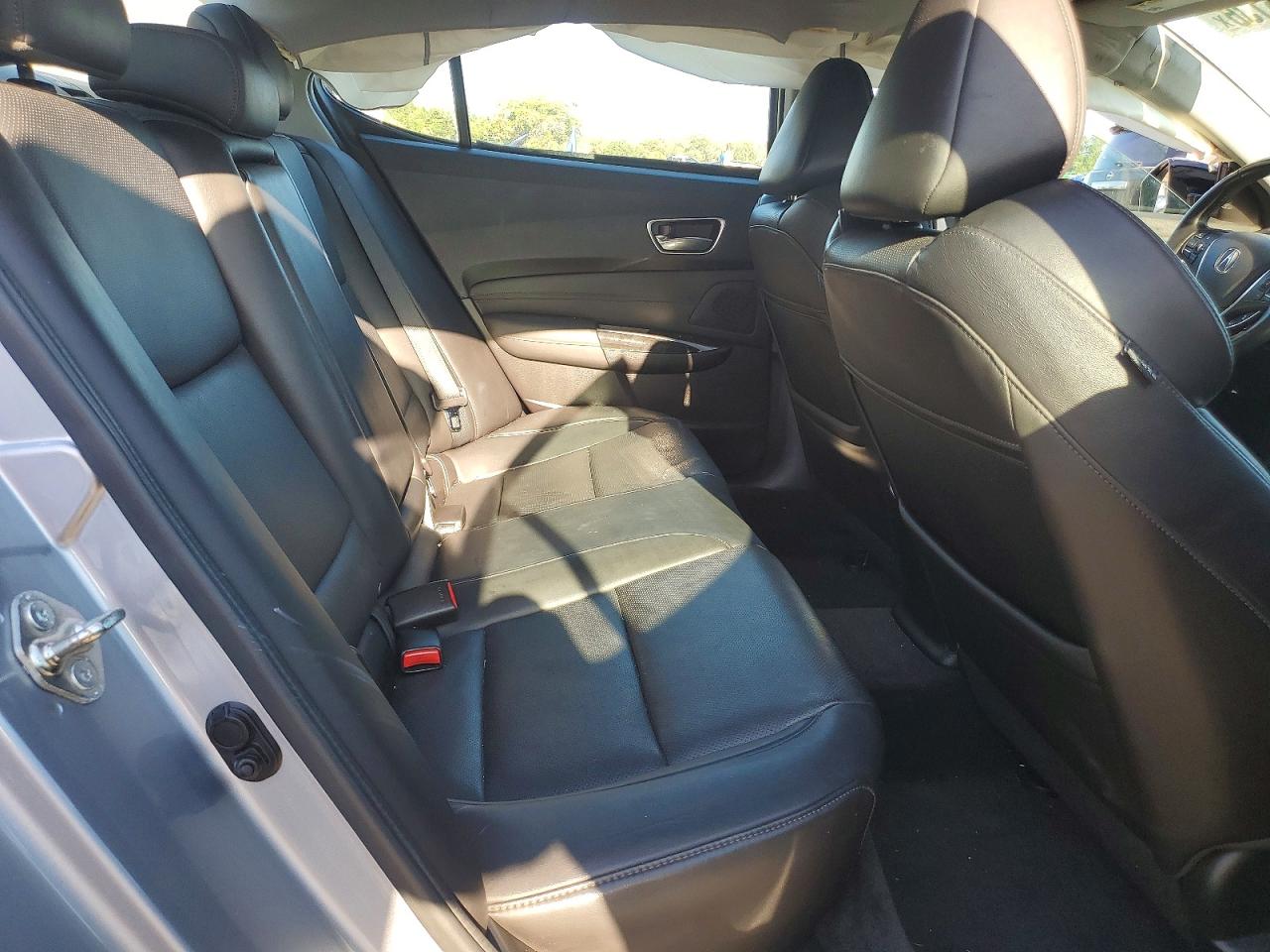 2018 ACURA TLX