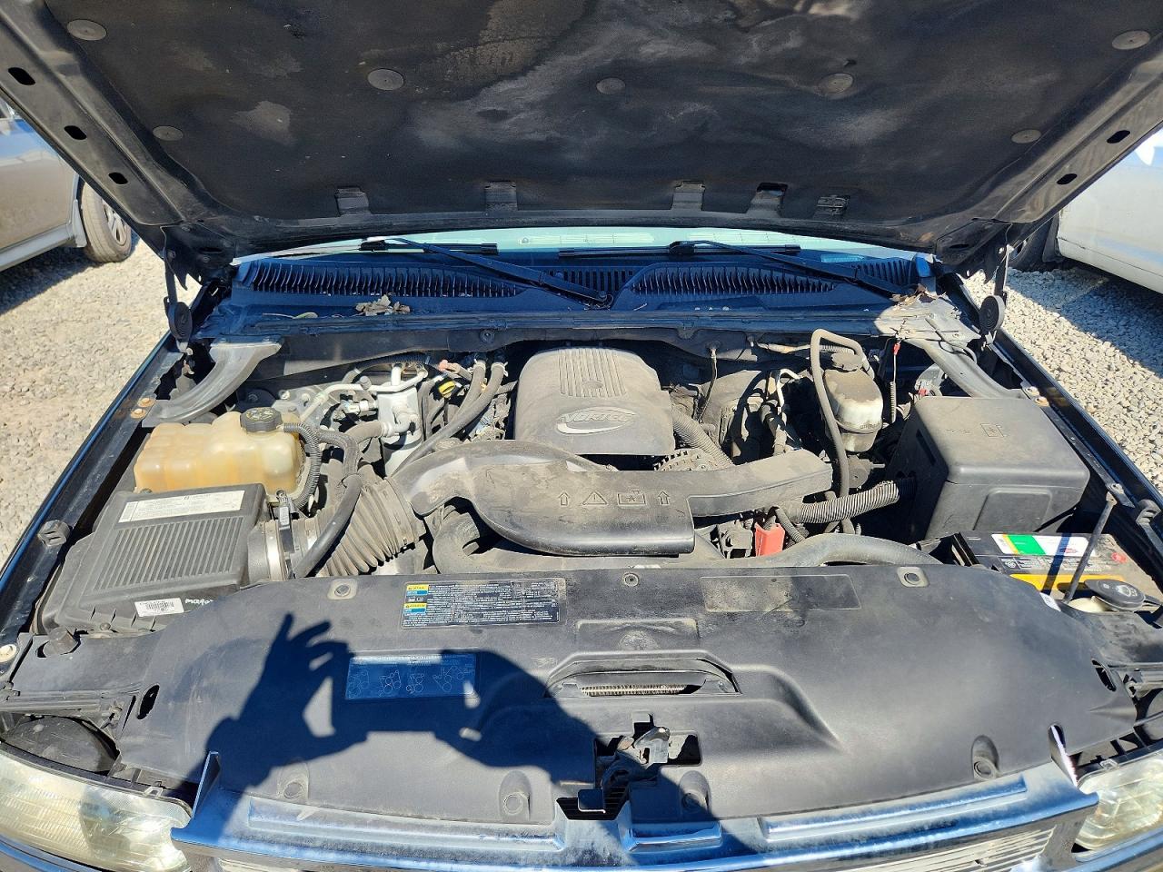 2004 CHEVROLET TAHOE
