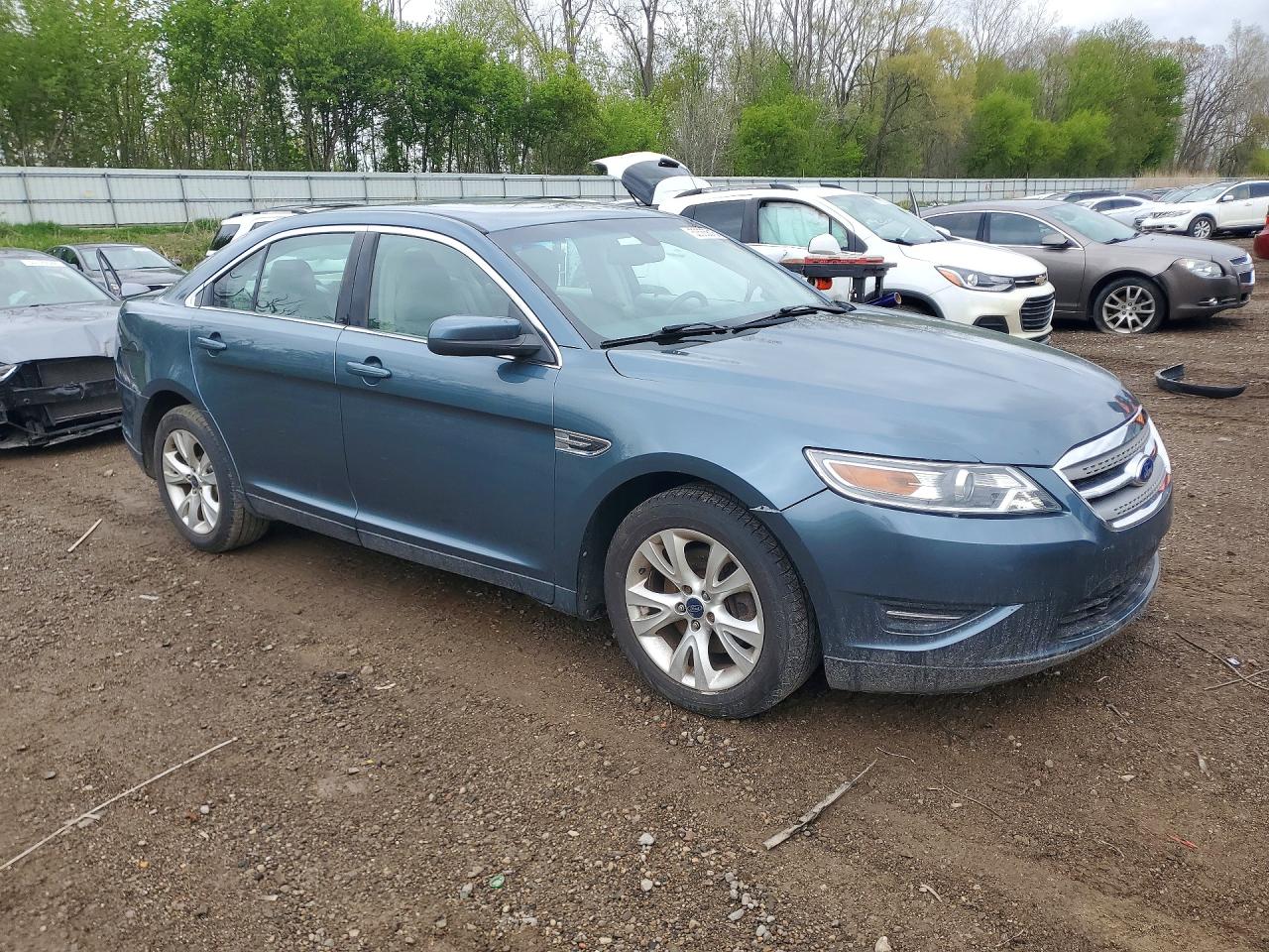 2010 FORD TAURUS