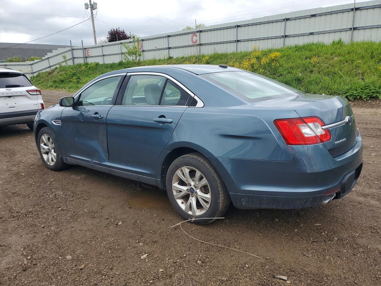 2010 FORD TAURUS