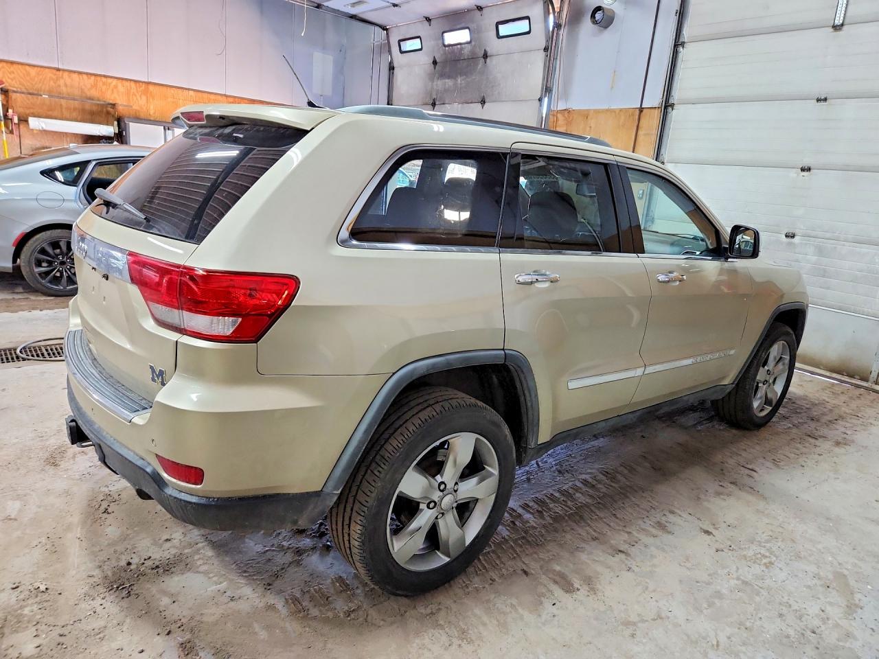 2011 JEEP CHEROKEE