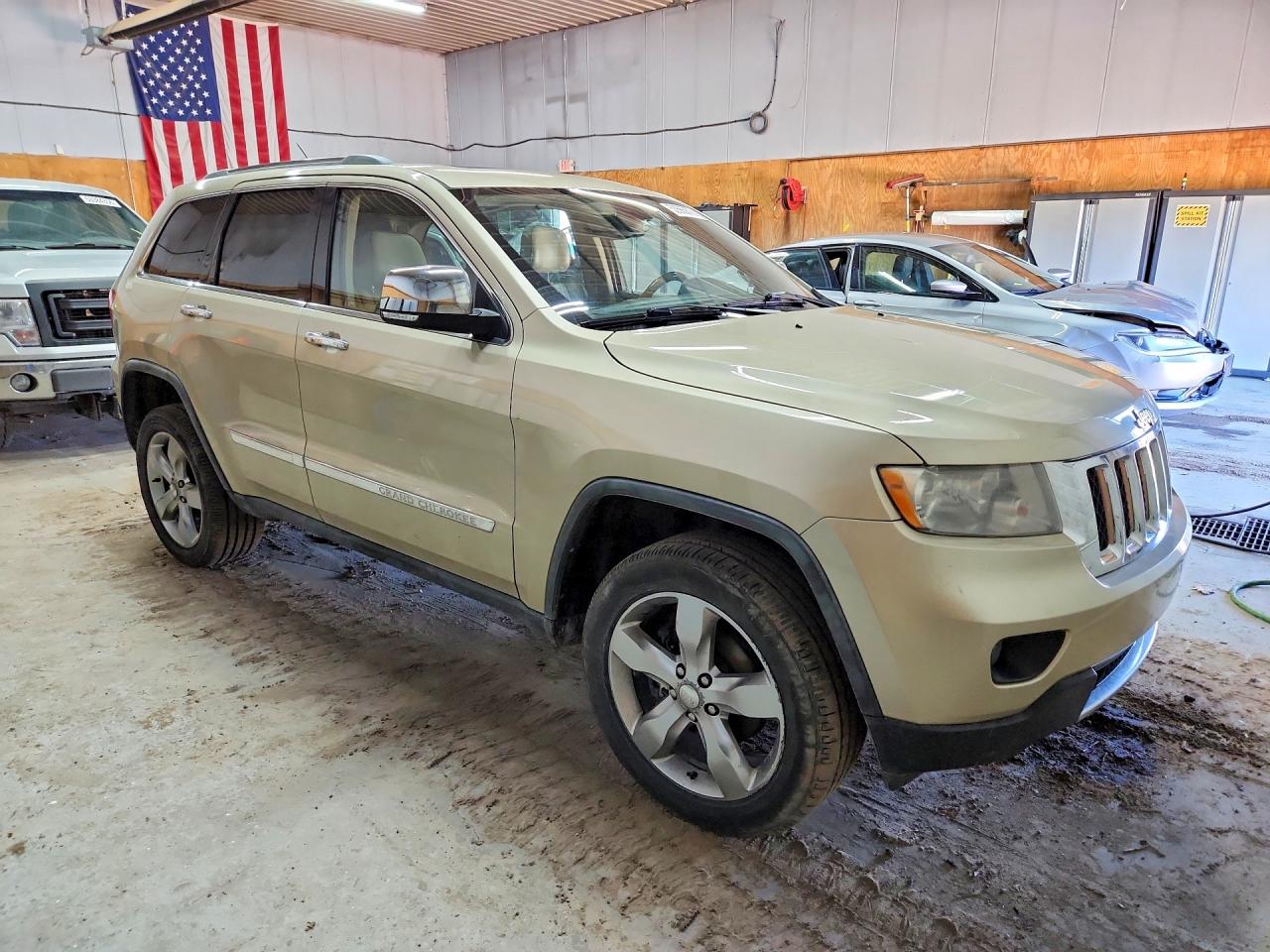 2011 JEEP CHEROKEE