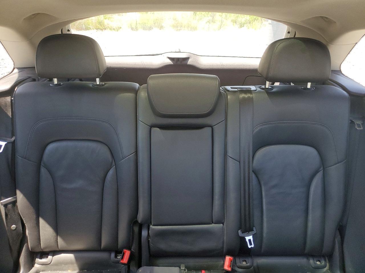 2012 AUDI Q5