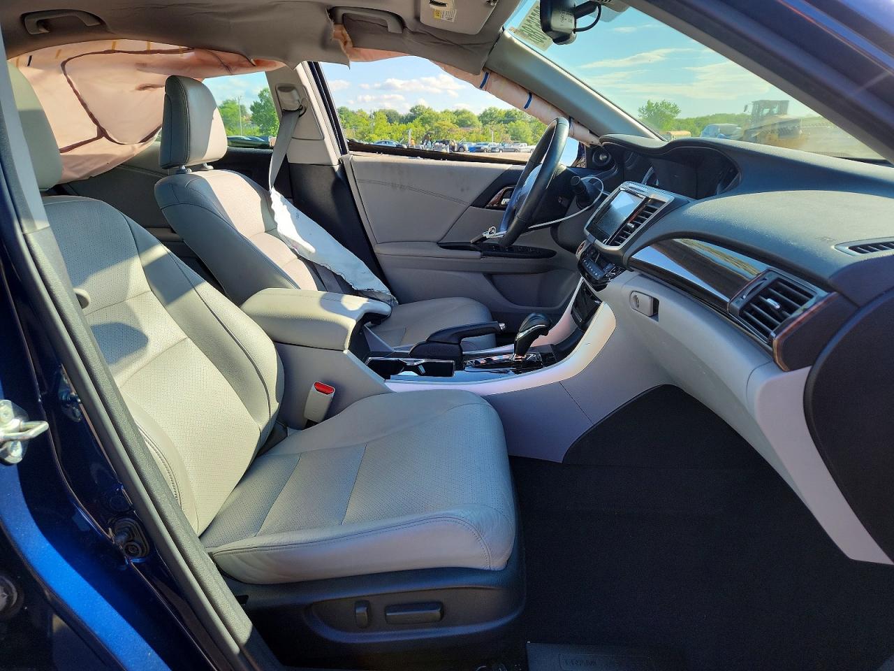 2017 HONDA ACCORD