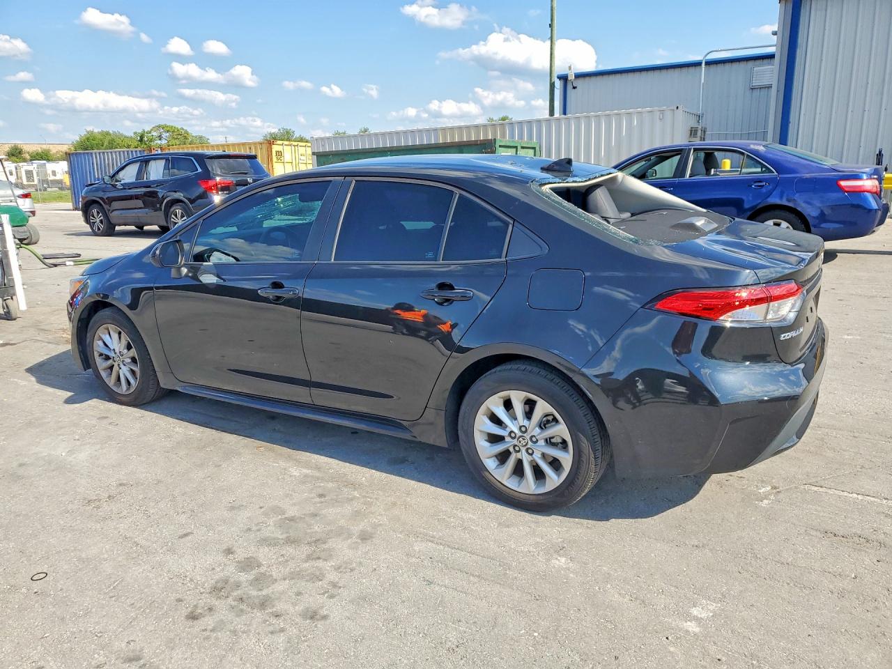 2022 TOYOTA COROLLA
