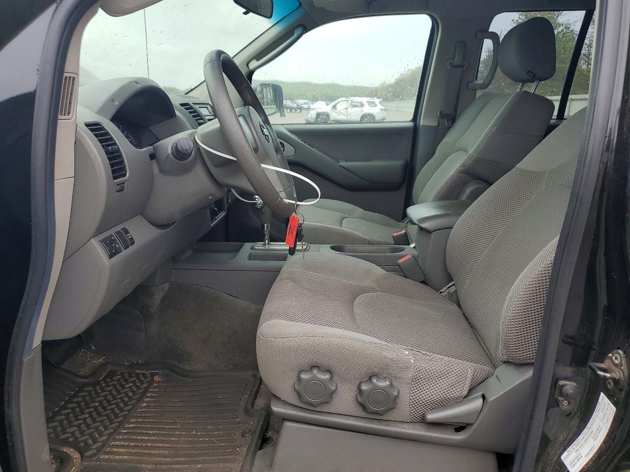 2005 NISSAN FRONTIER