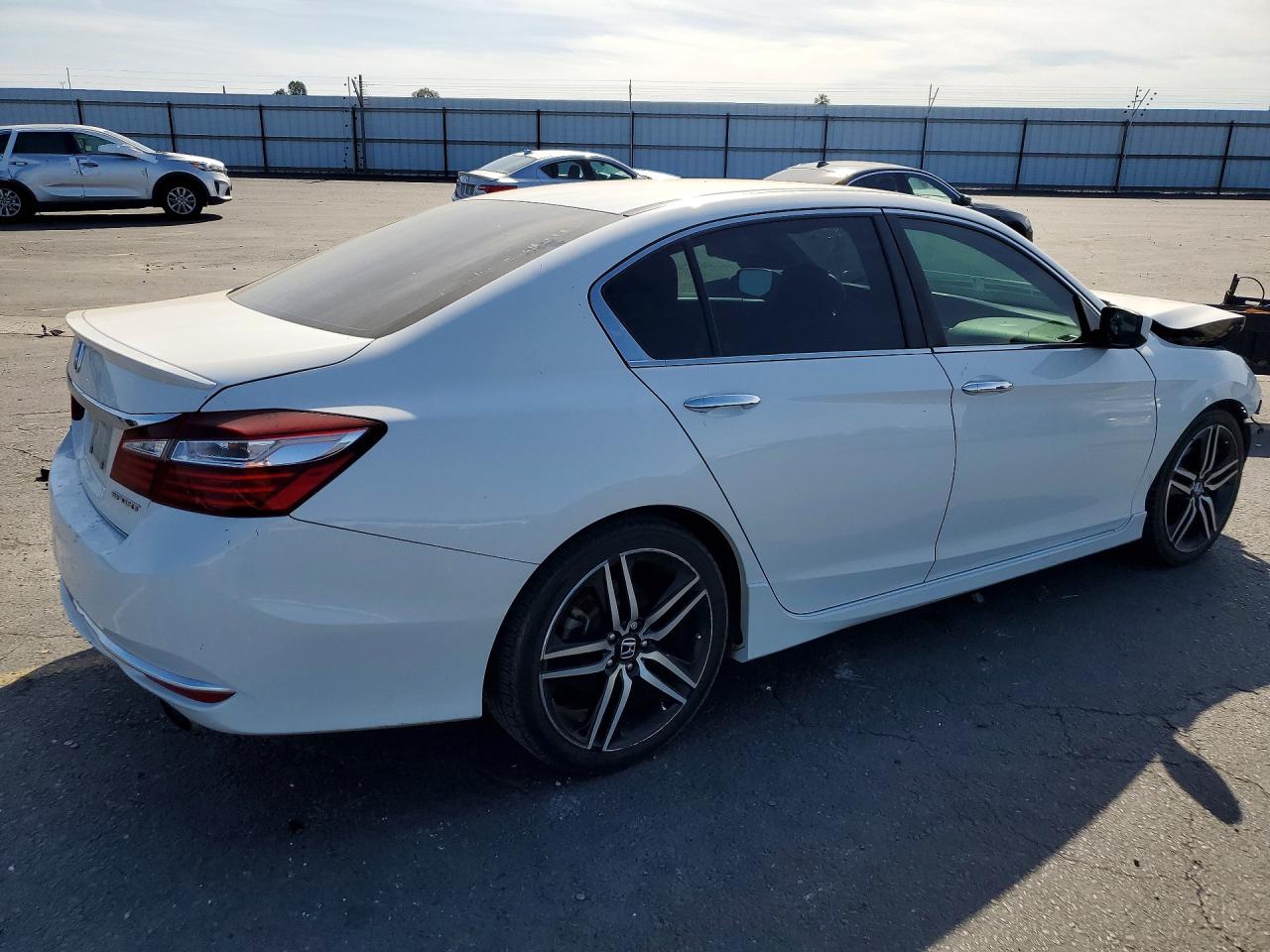 2017 HONDA ACCORD