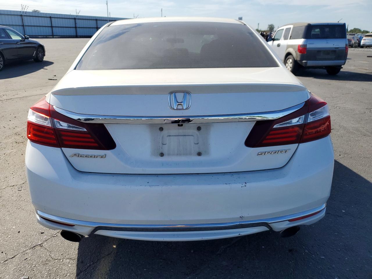 2017 HONDA ACCORD