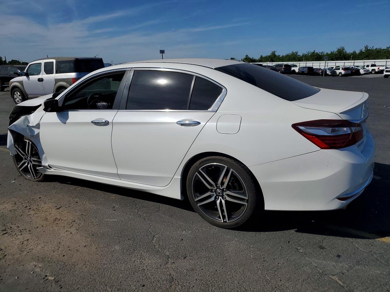 2017 HONDA ACCORD