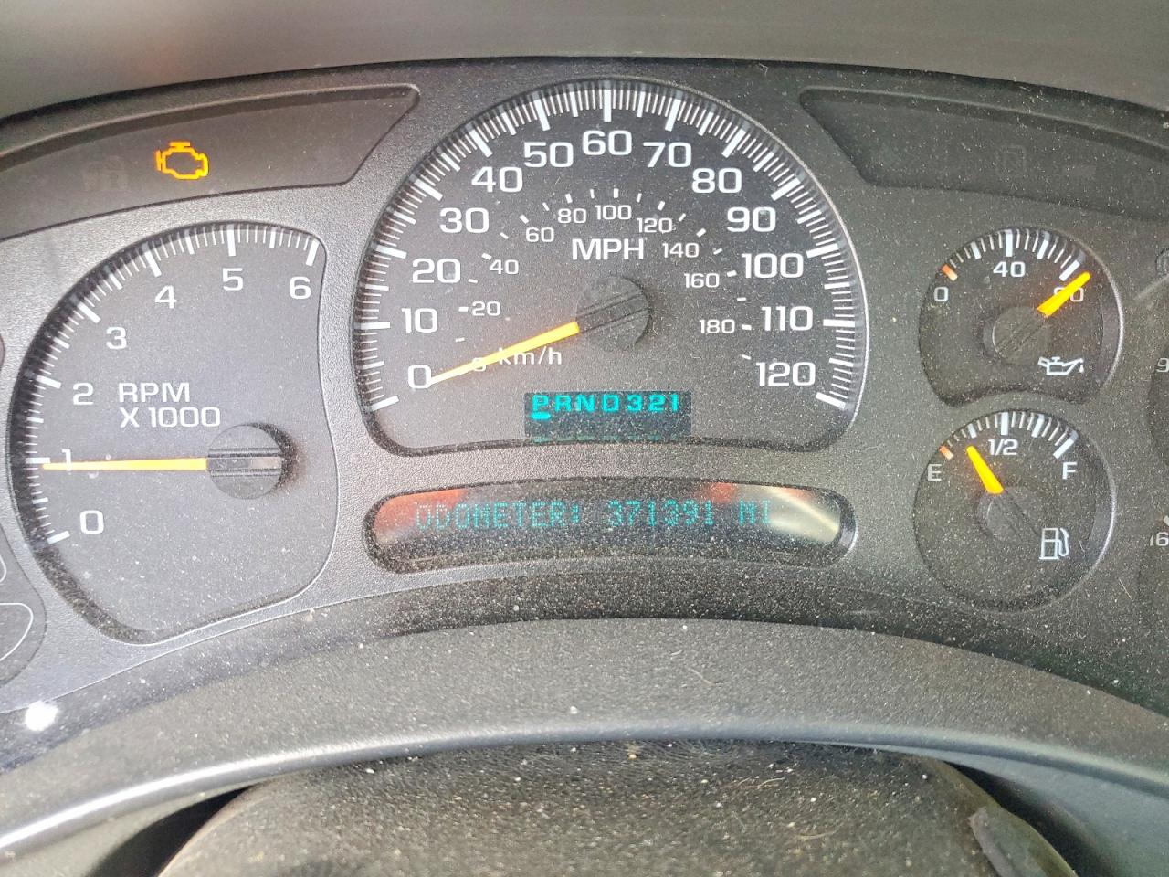 2005 GMC SIERRA