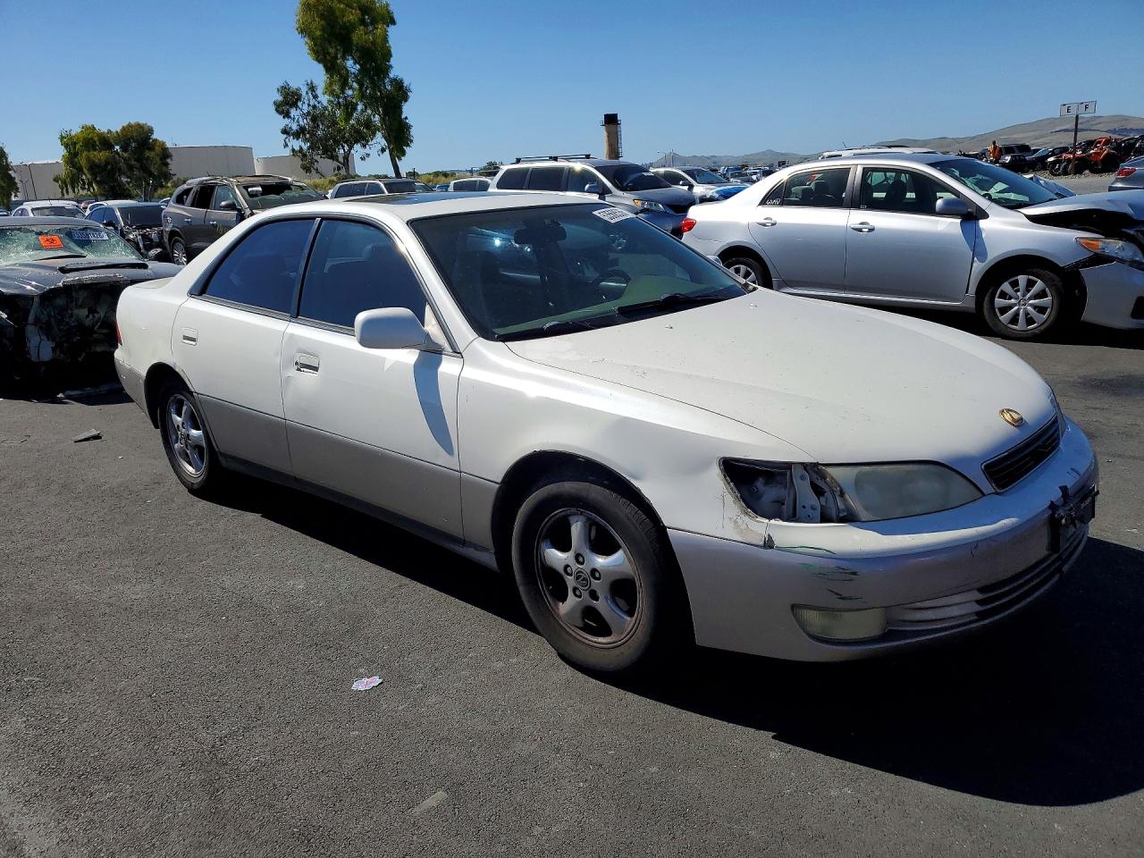 1998 LEXUS ES300