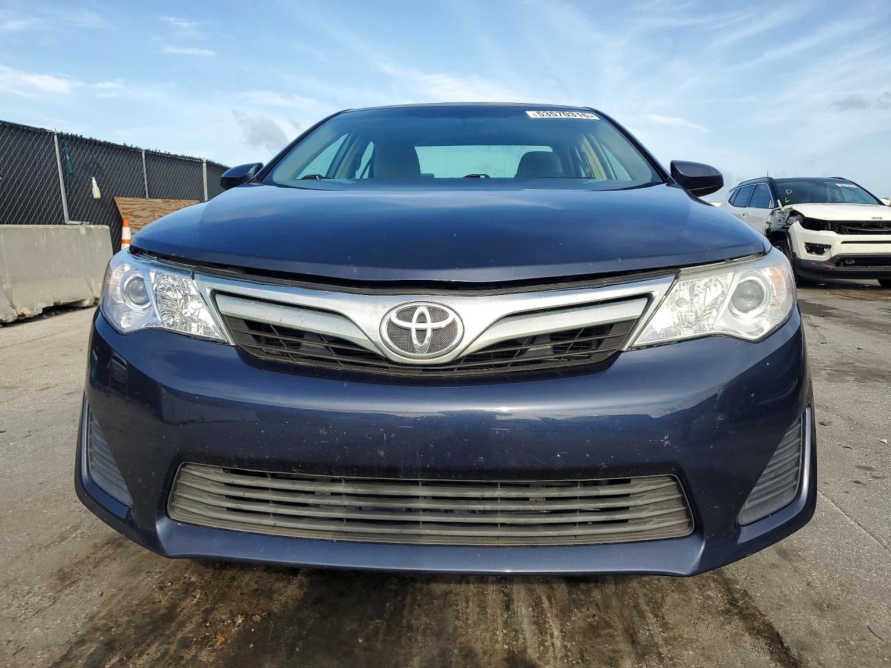 2014 TOYOTA CAMRY
