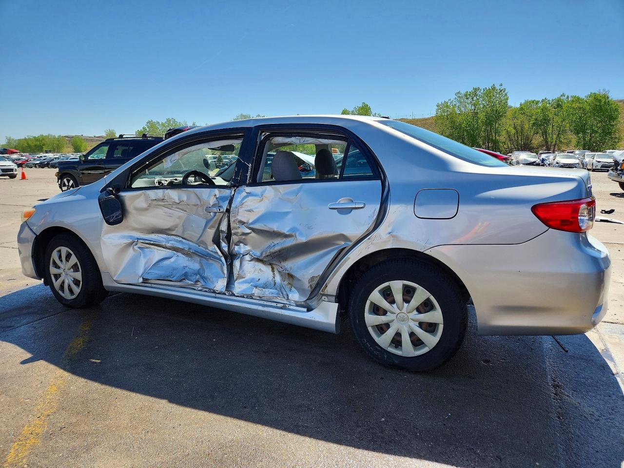 2011 TOYOTA COROLLA