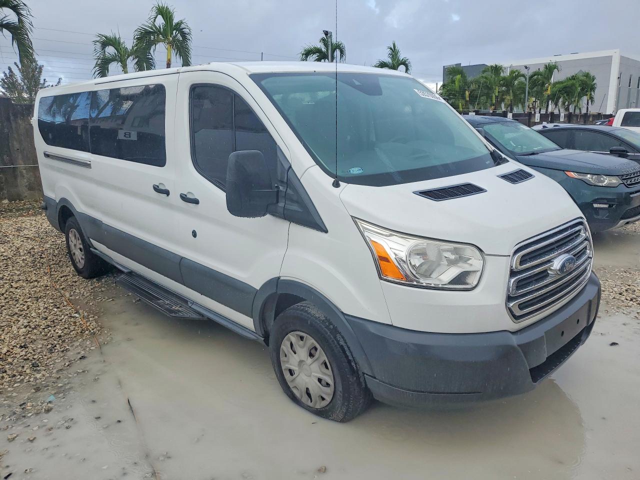 2017 FORD TRANSIT
