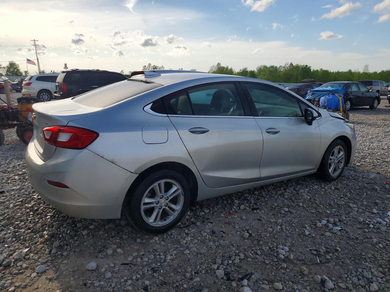 2018 CHEVROLET CRUZE