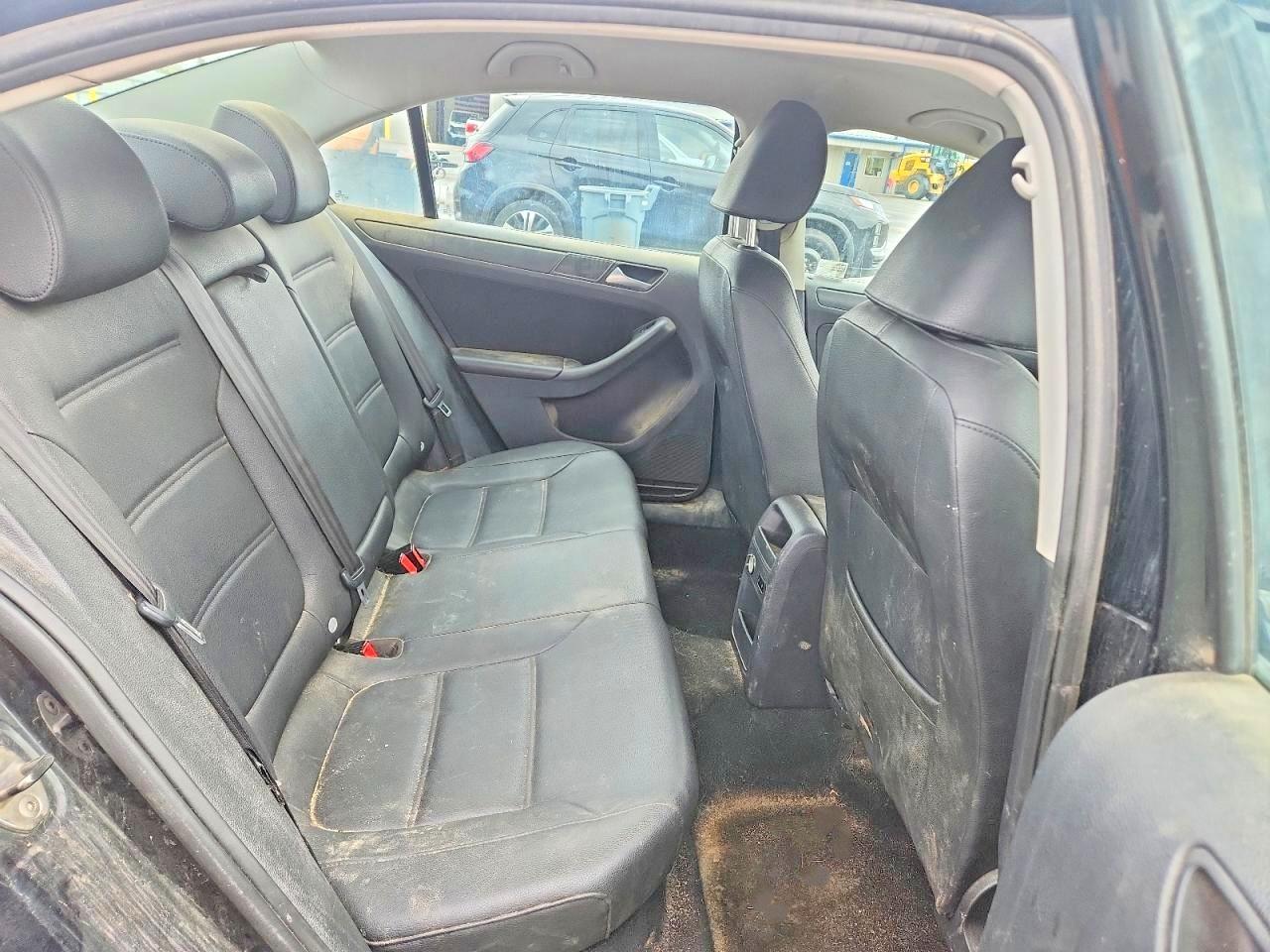 2012 VOLKSWAGEN JETTA