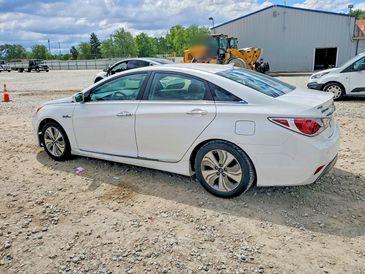 2013 HYUNDAI SONATA