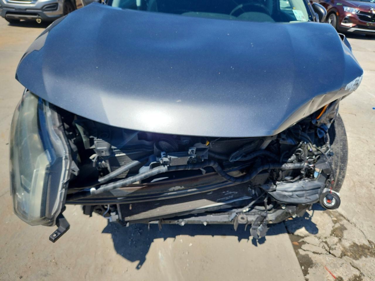 2017 NISSAN ROGUE
