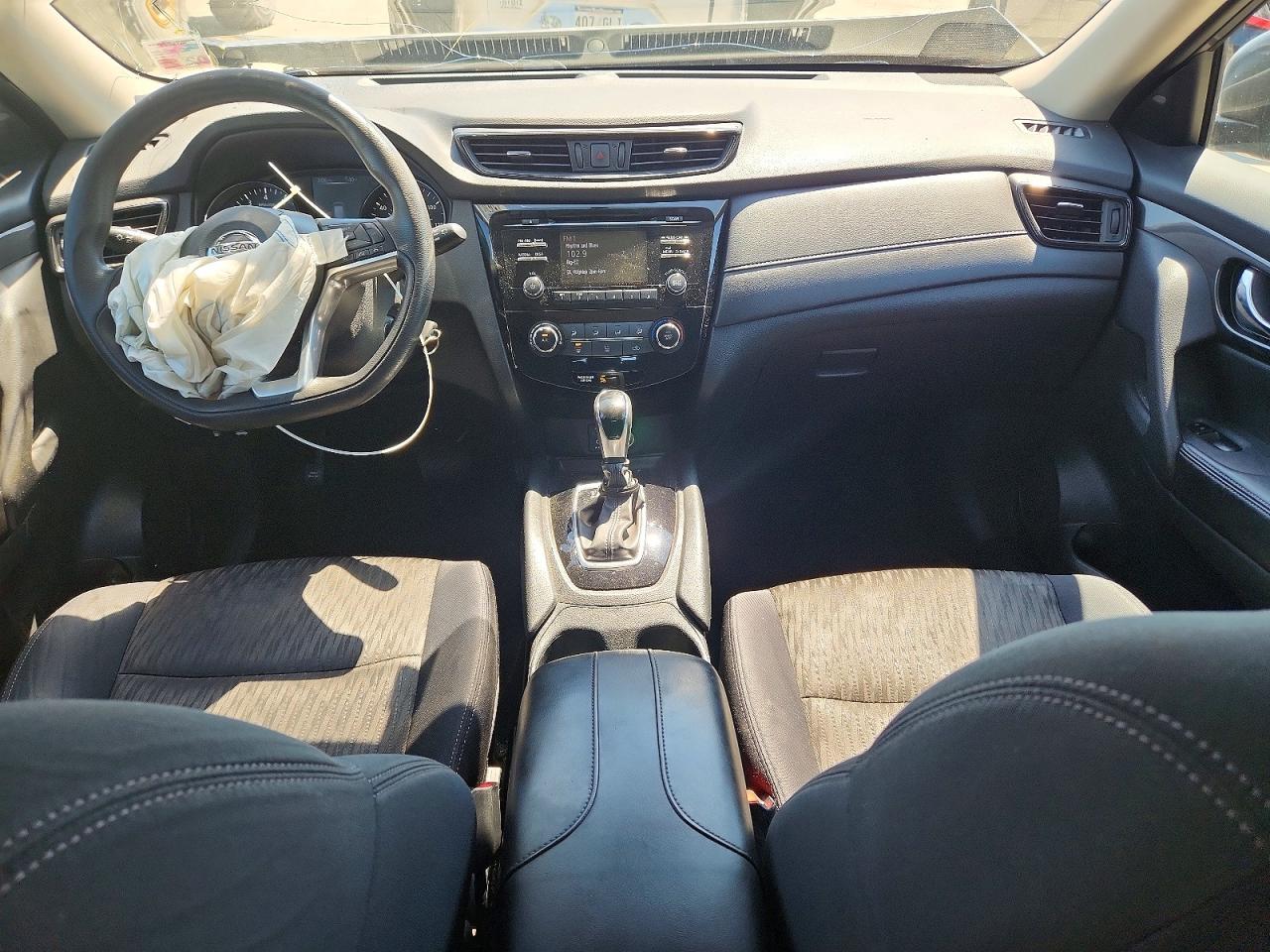 2017 NISSAN ROGUE