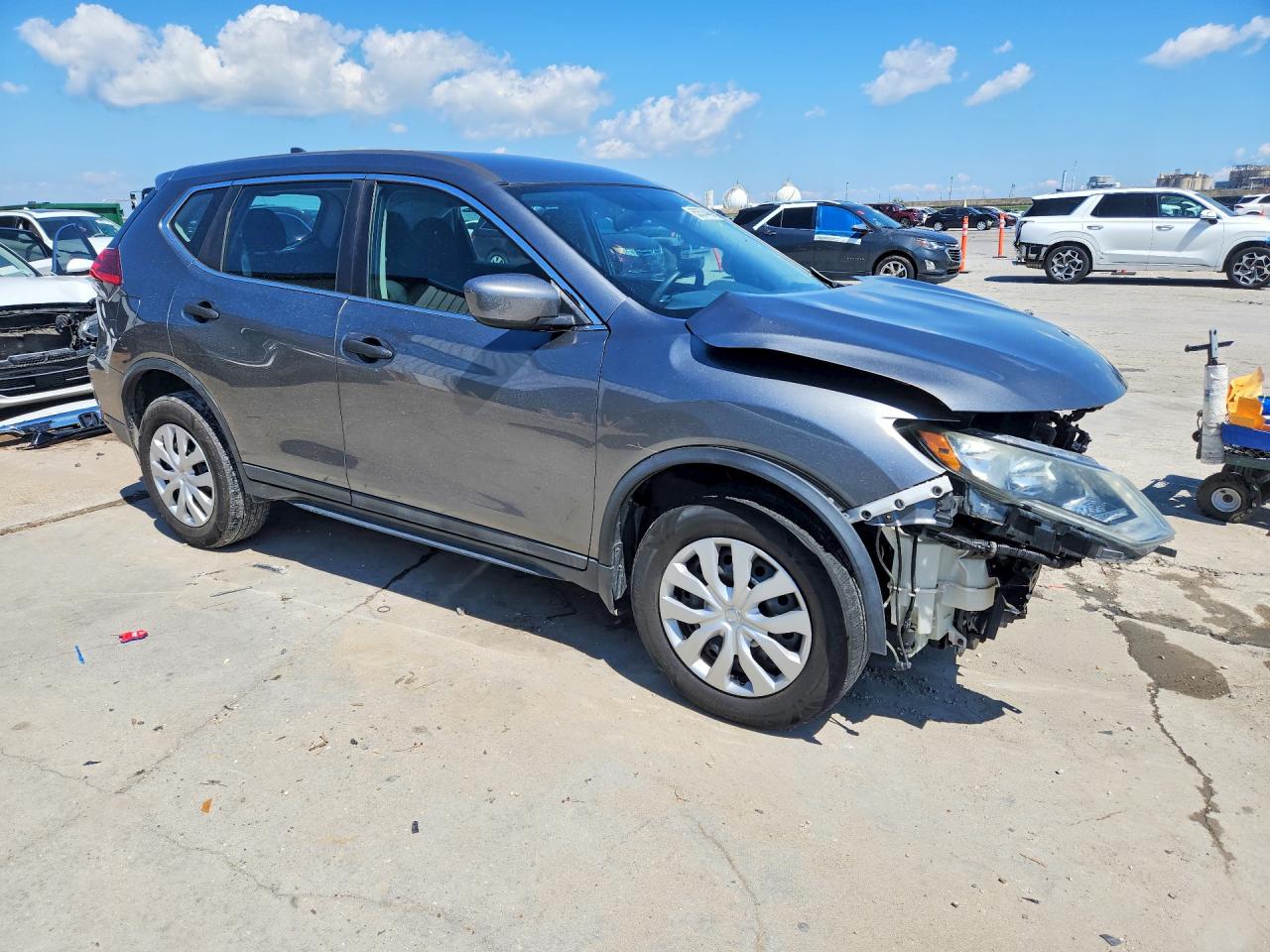 2017 NISSAN ROGUE
