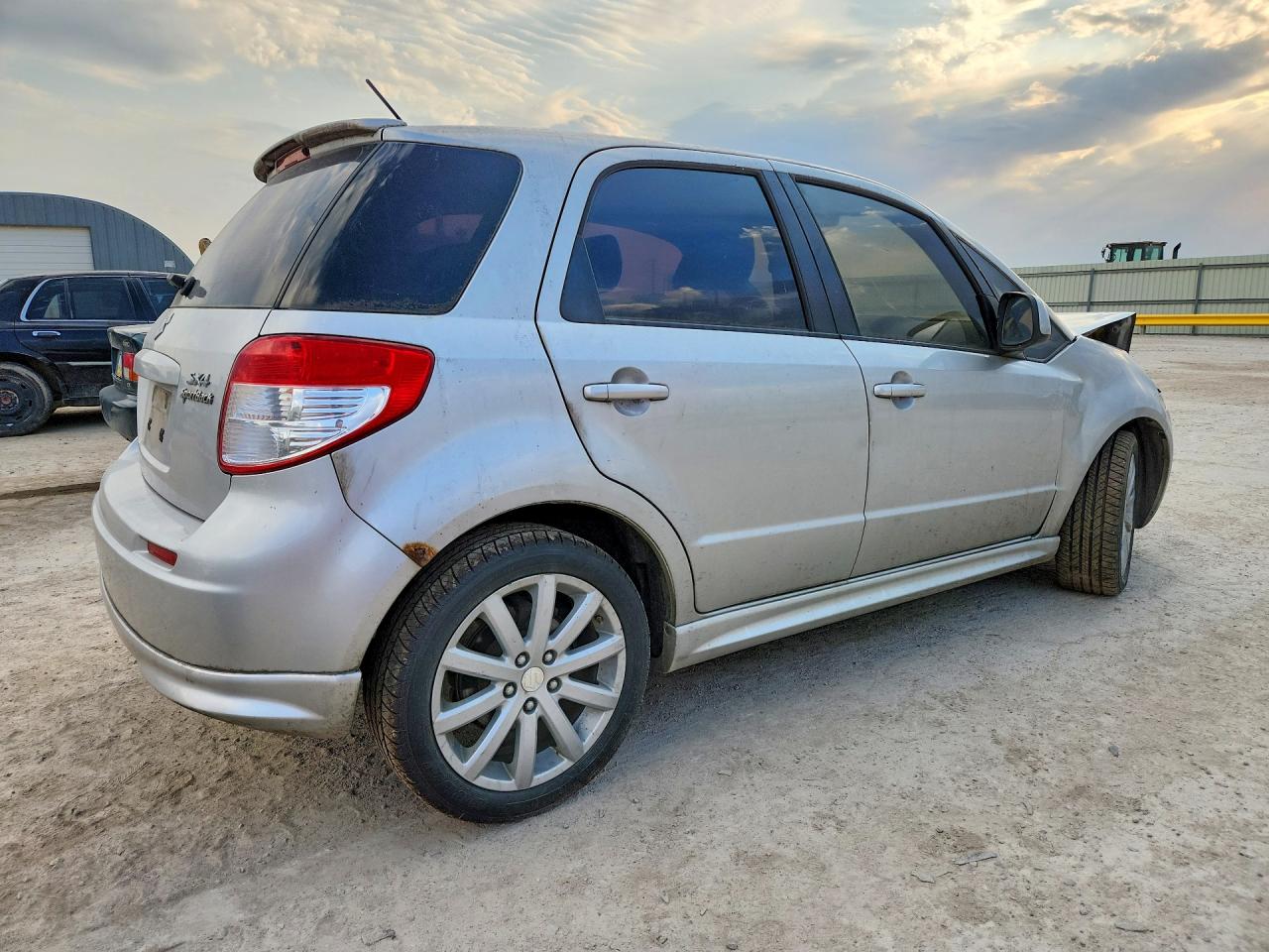 2012 SUZUKI SX4
