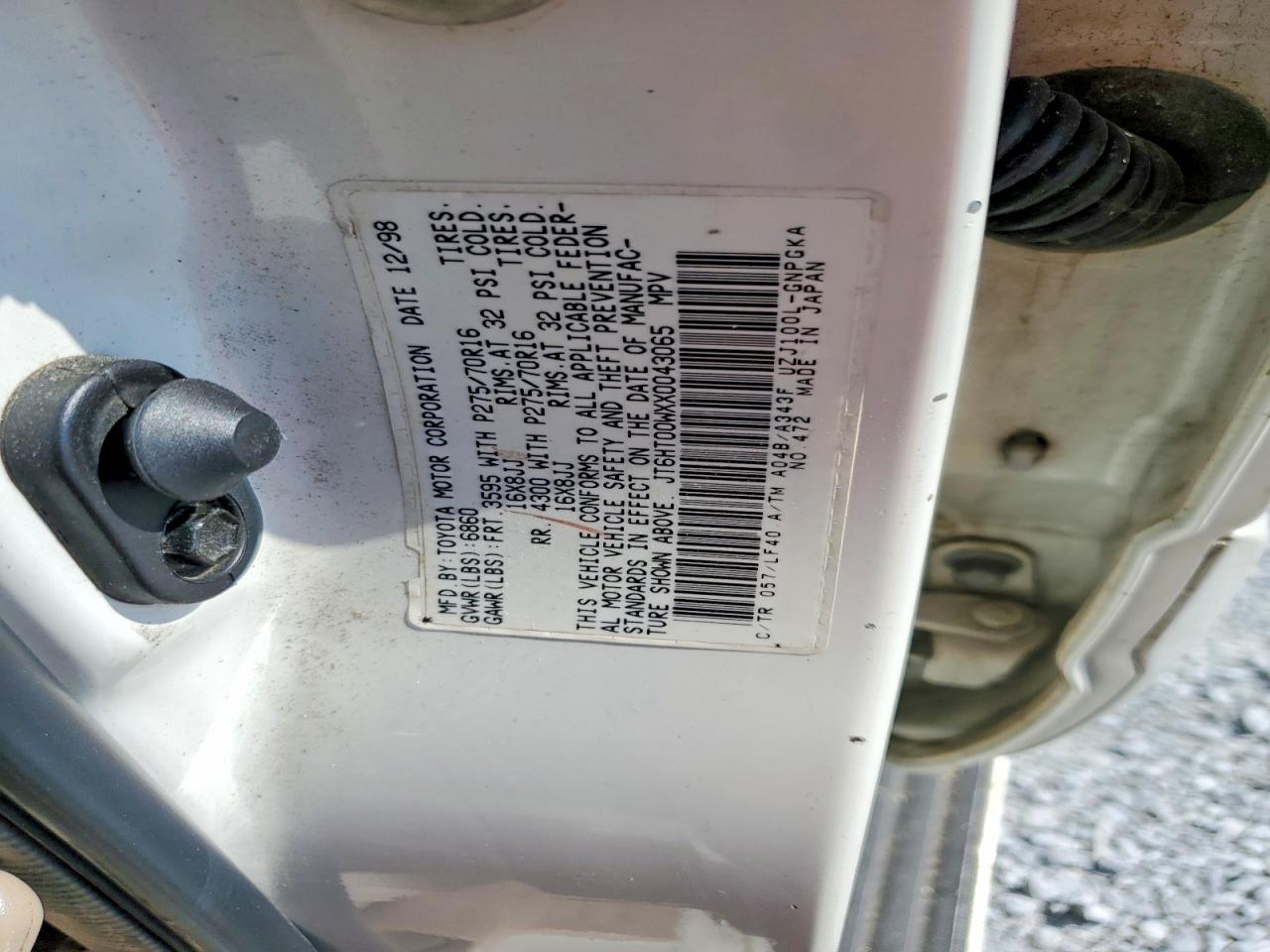 1999 LEXUS LX470