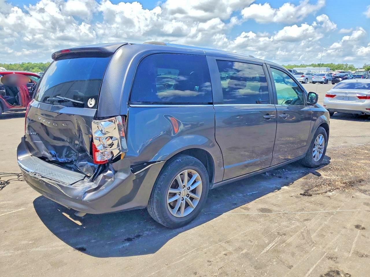2018 DODGE CARAVAN