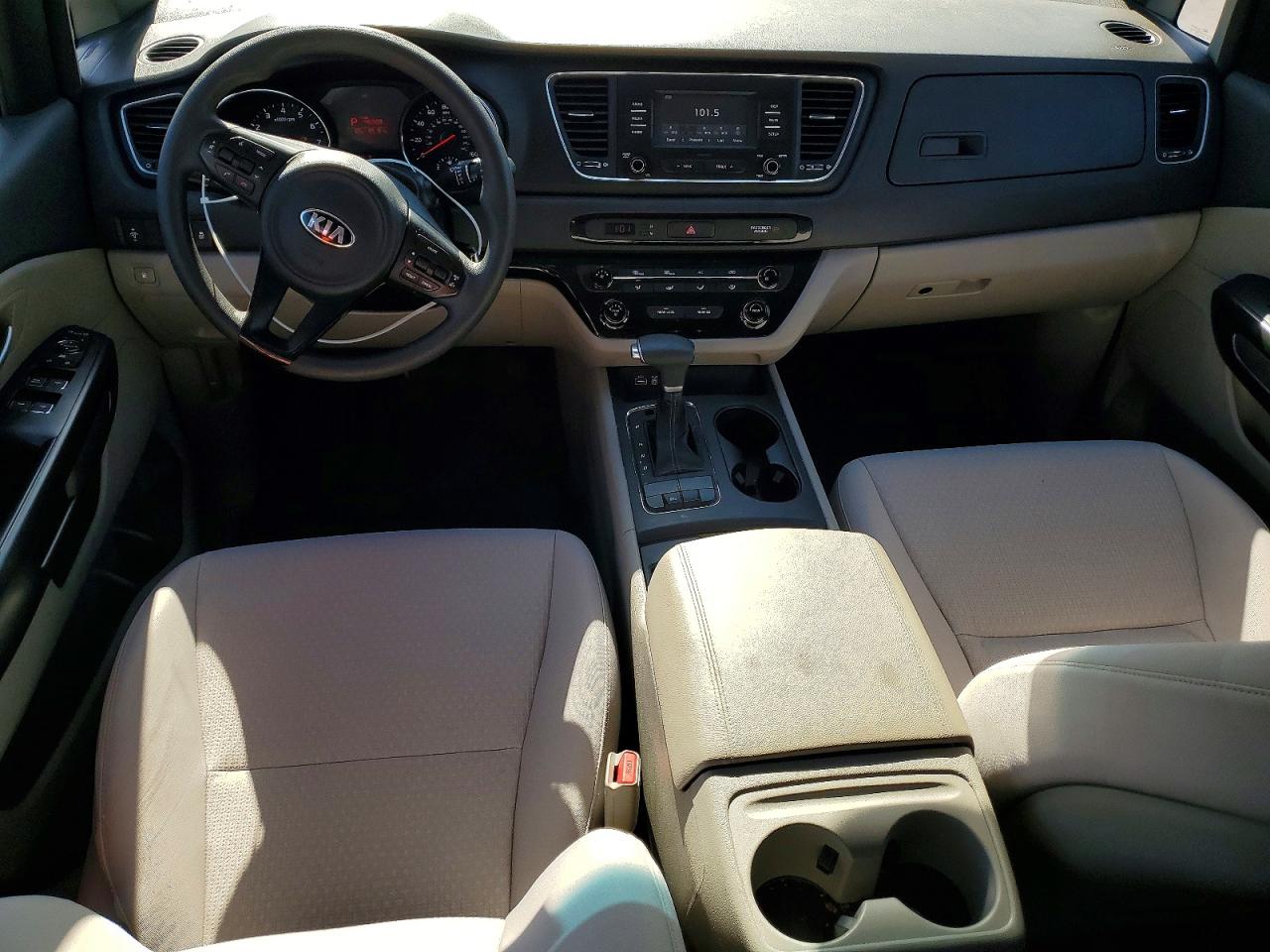 2017 KIA SEDONA