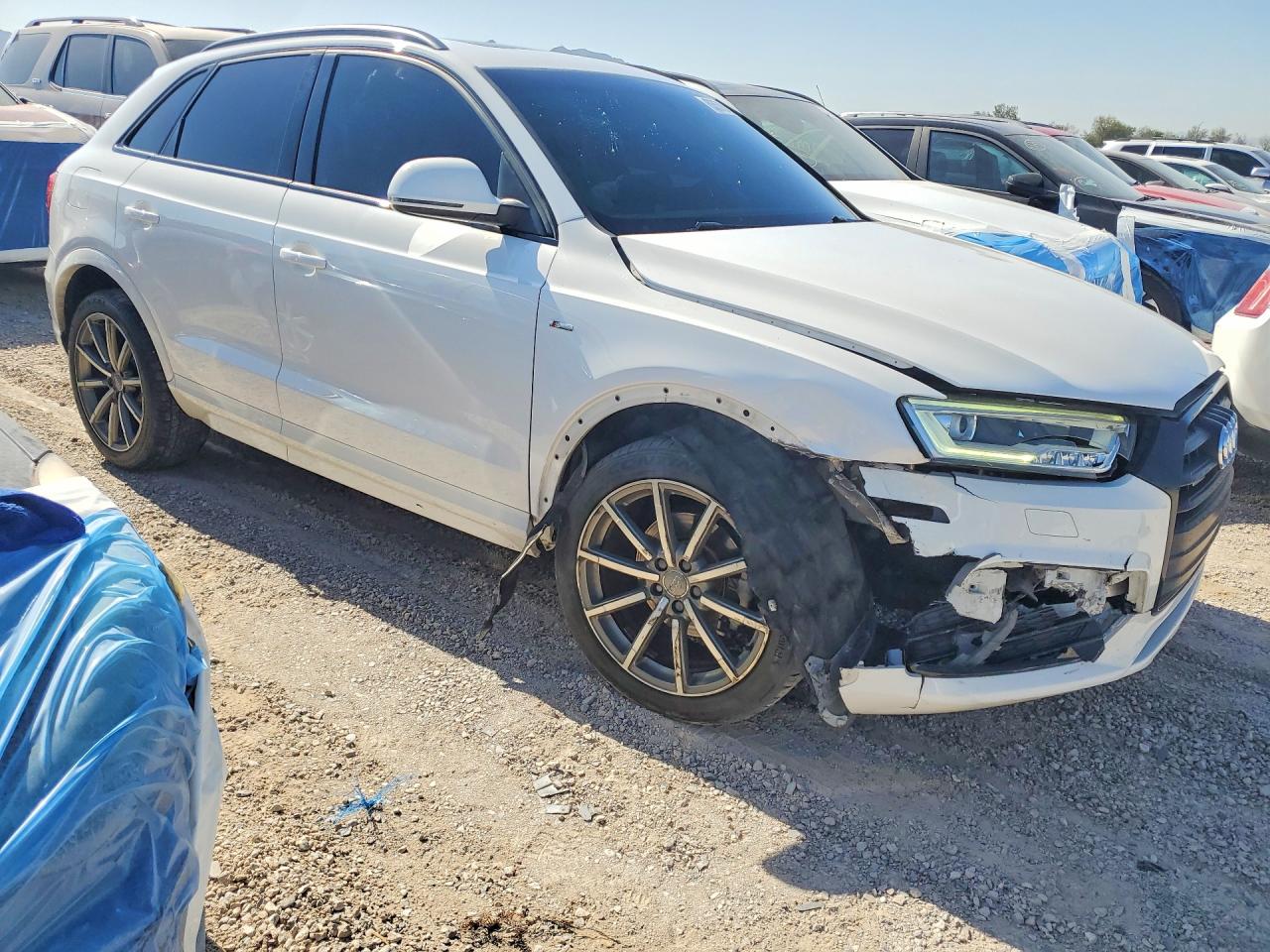 2017 AUDI Q3