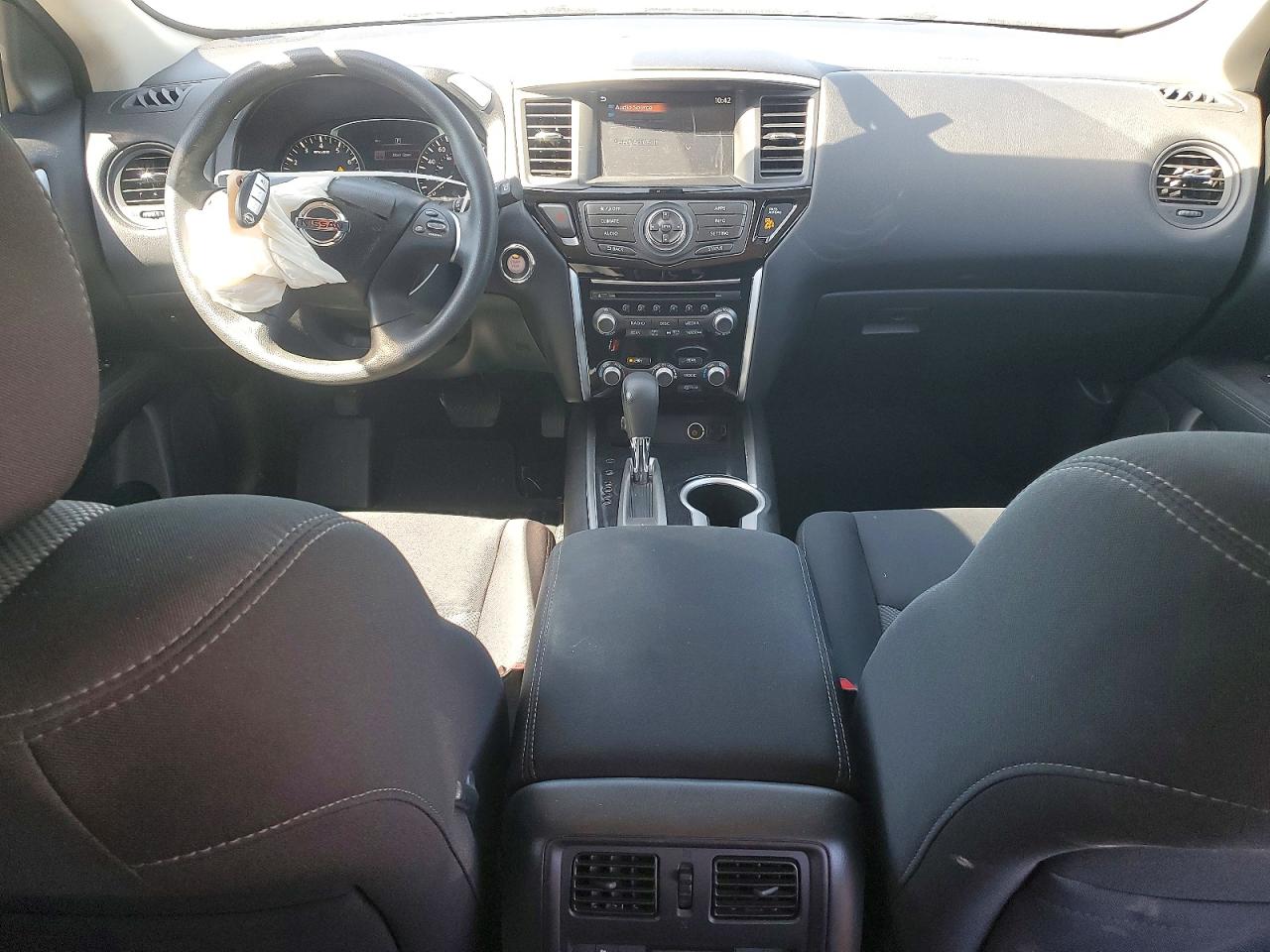 2017 NISSAN PATHFINDER