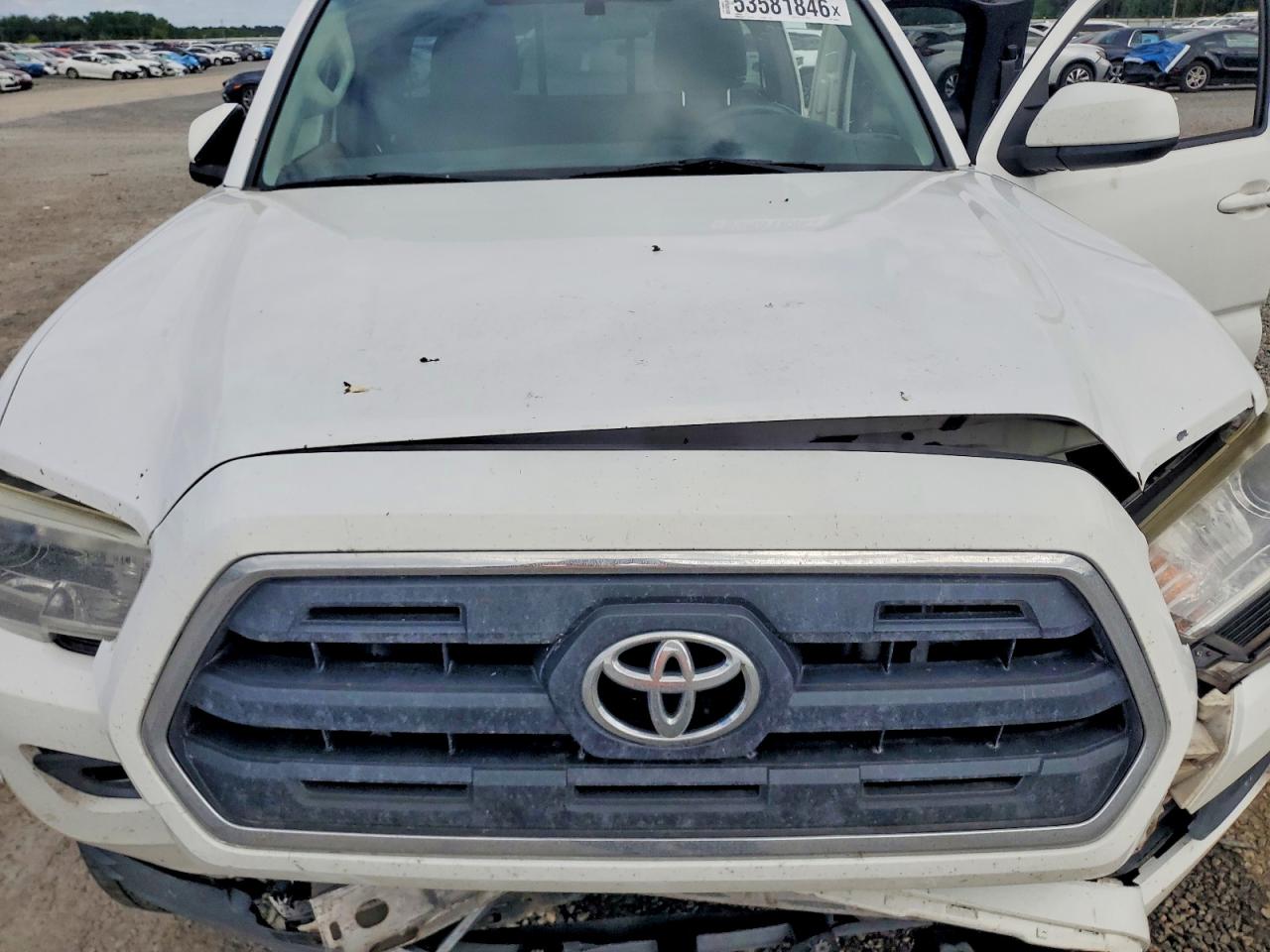2017 TOYOTA TACOMA