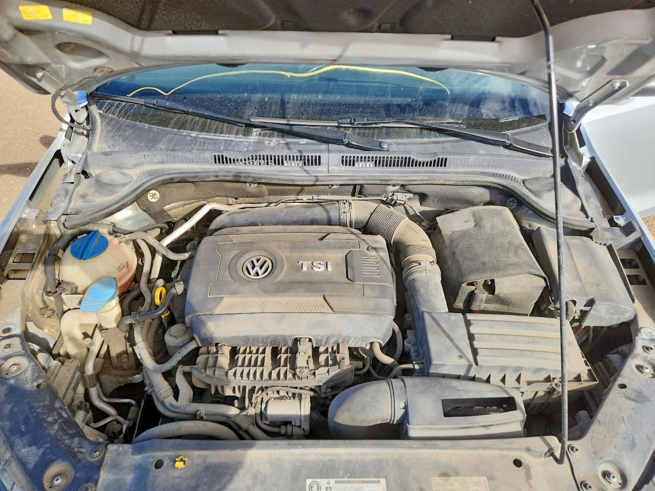2015 VOLKSWAGEN JETTA