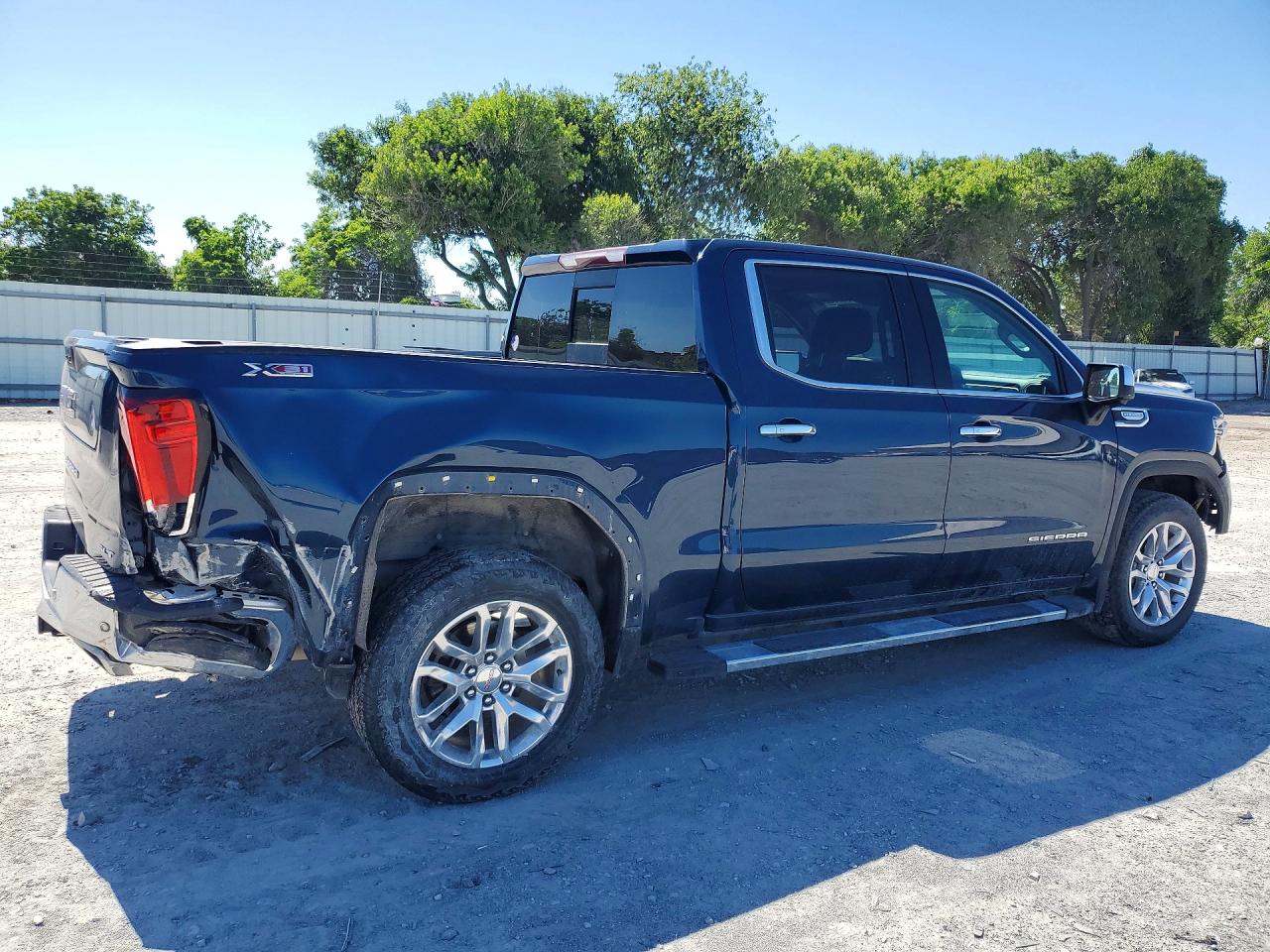 2021 GMC SIERRA
