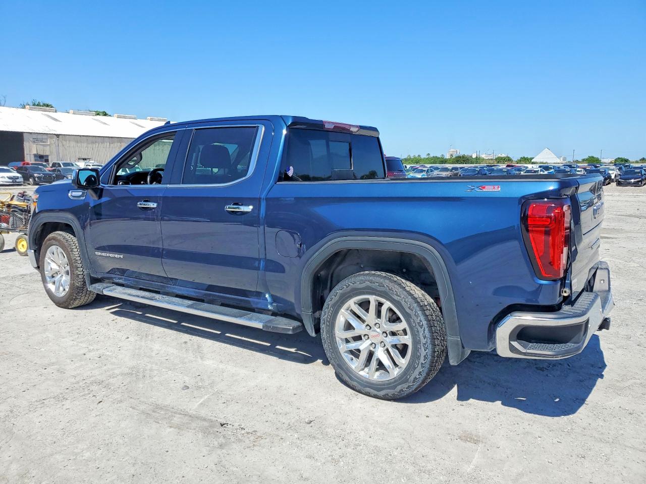 2021 GMC SIERRA