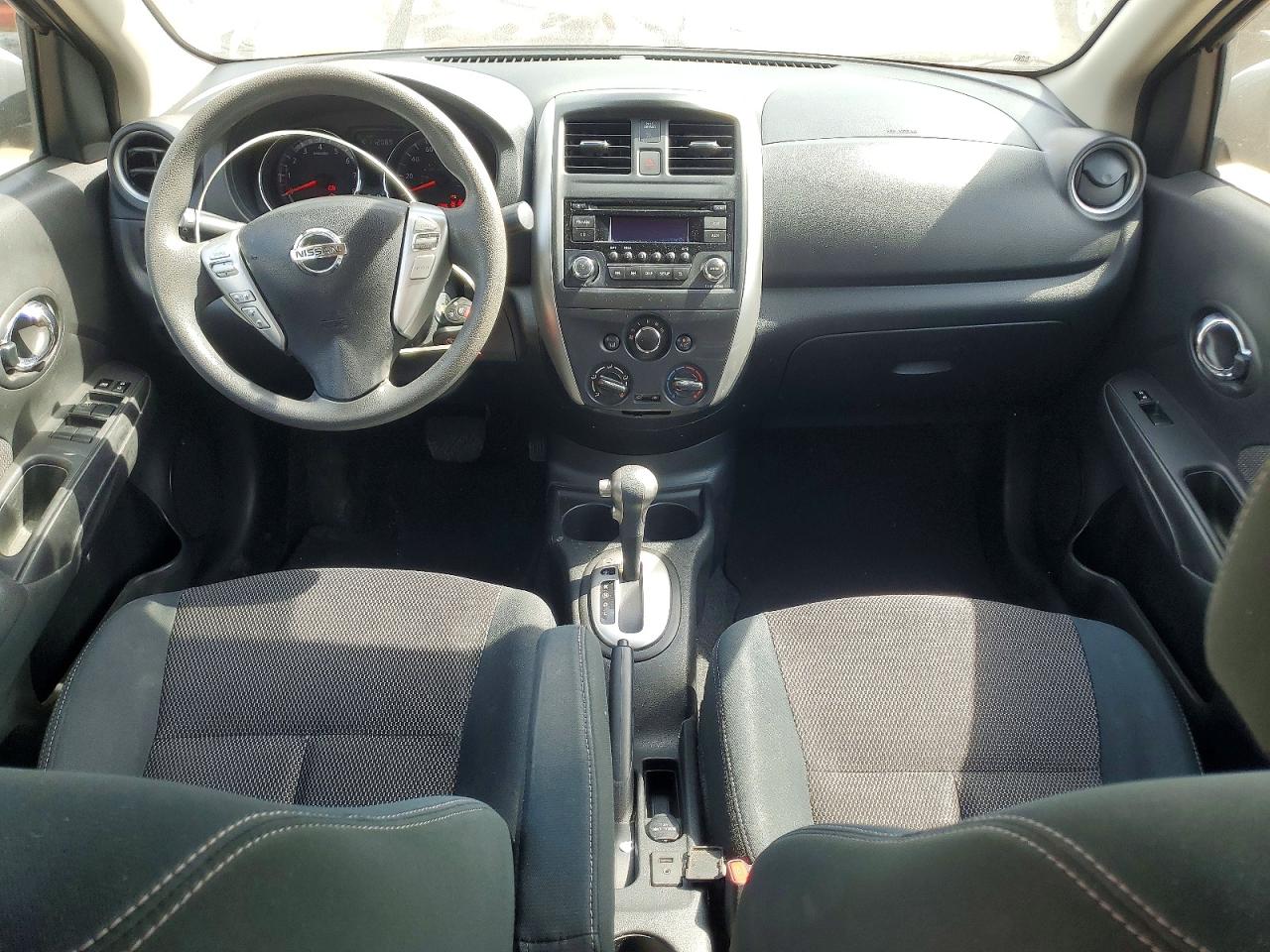 2016 NISSAN VERSA
