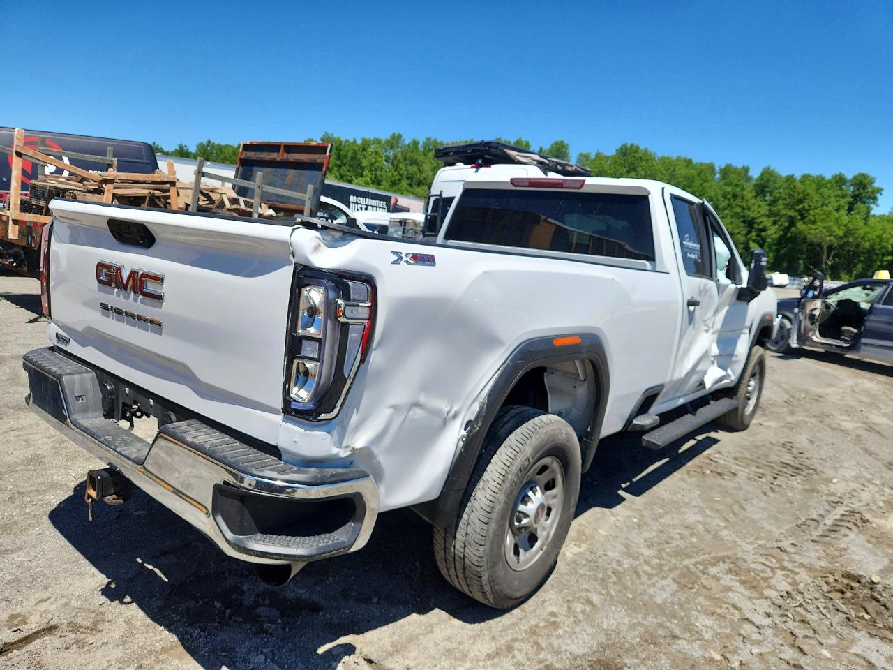 2024 GMC SIERRA
