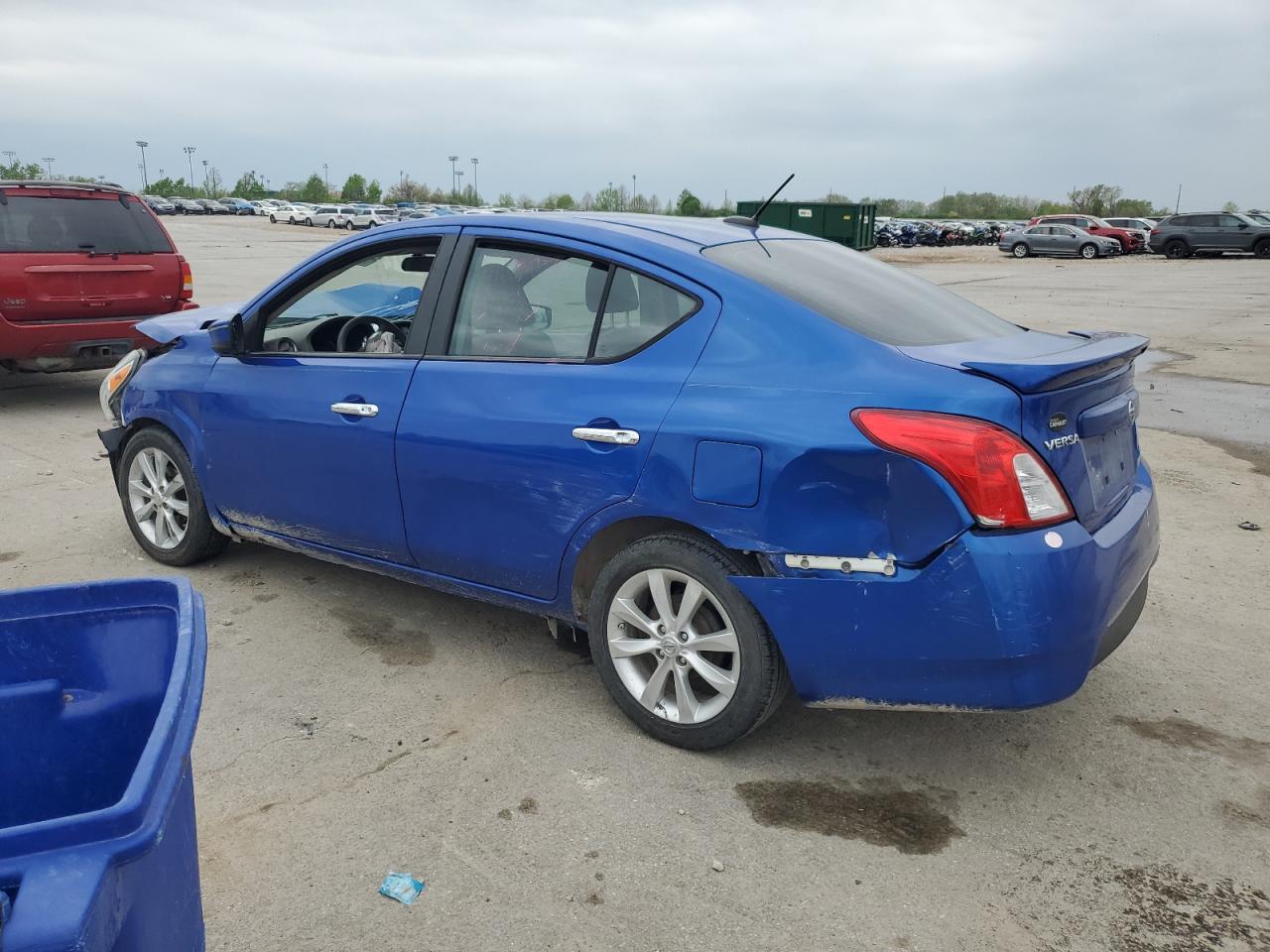 2015 NISS VERSA