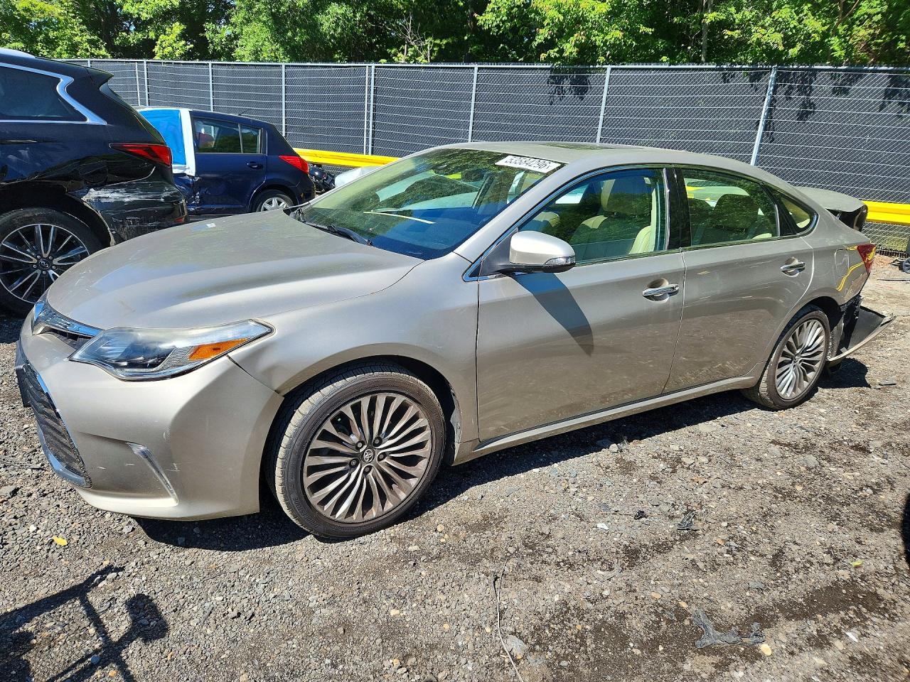 2017 TOYOTA AVALON