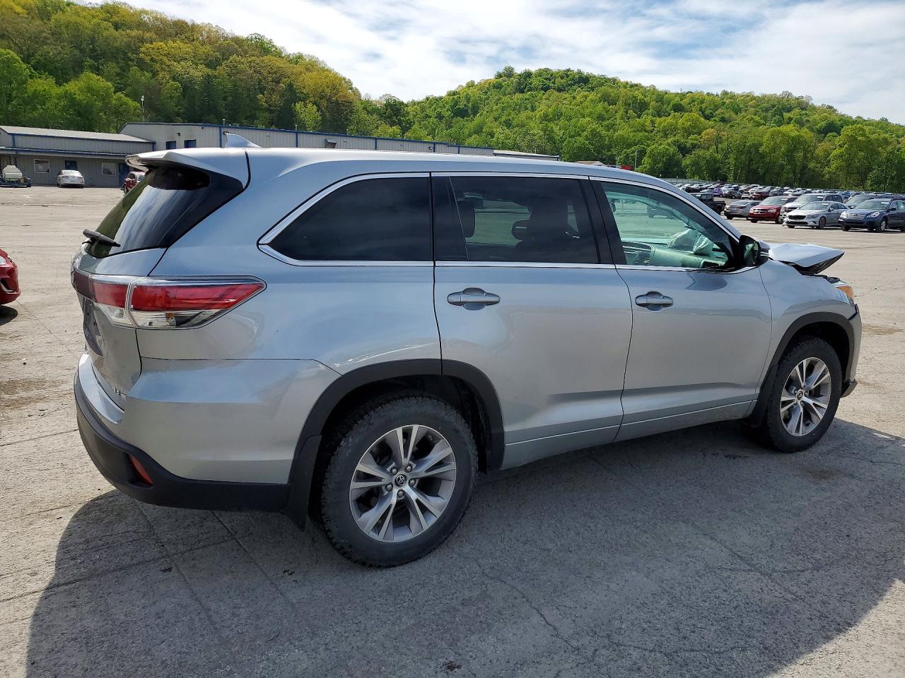 2016 TOYOTA HIGHLANDER