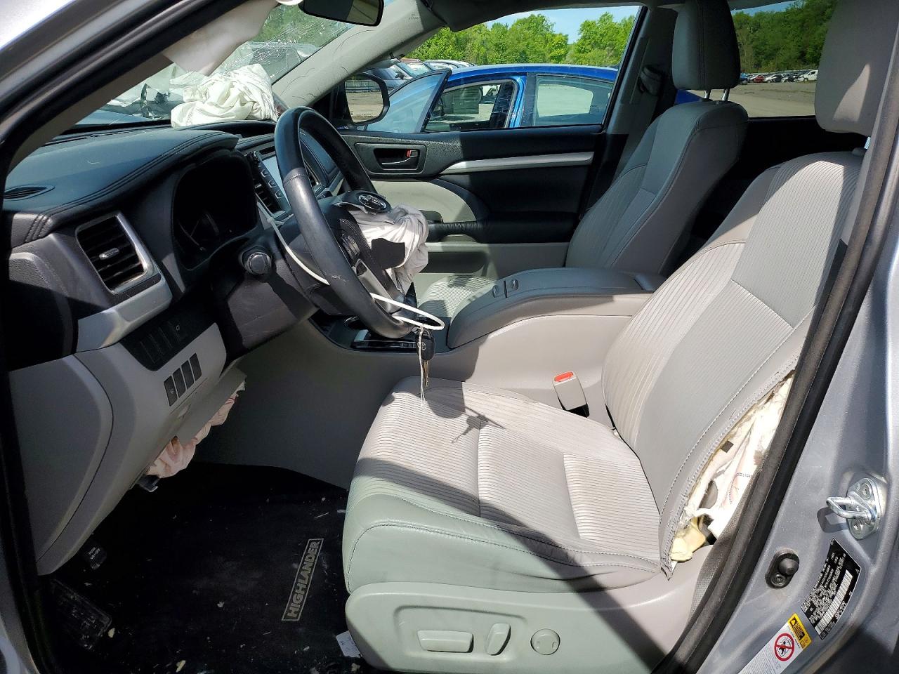 2016 TOYOTA HIGHLANDER