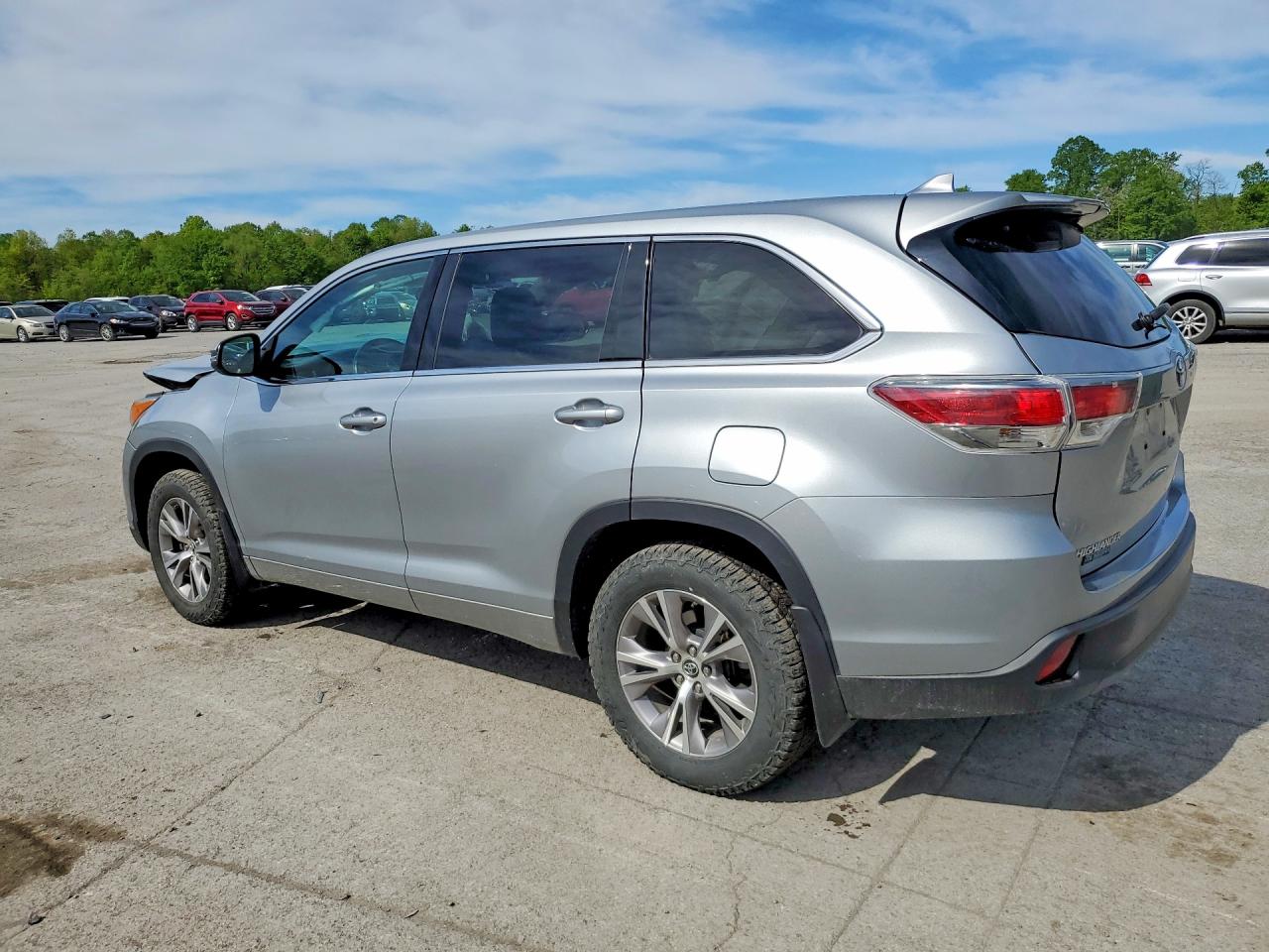 2016 TOYOTA HIGHLANDER