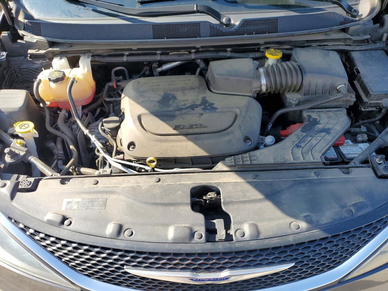 2020 CHRYSLER MINIVAN