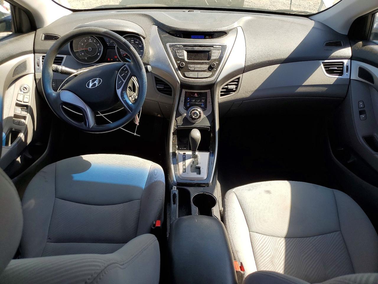 2013 HYUNDAI ELANTRA