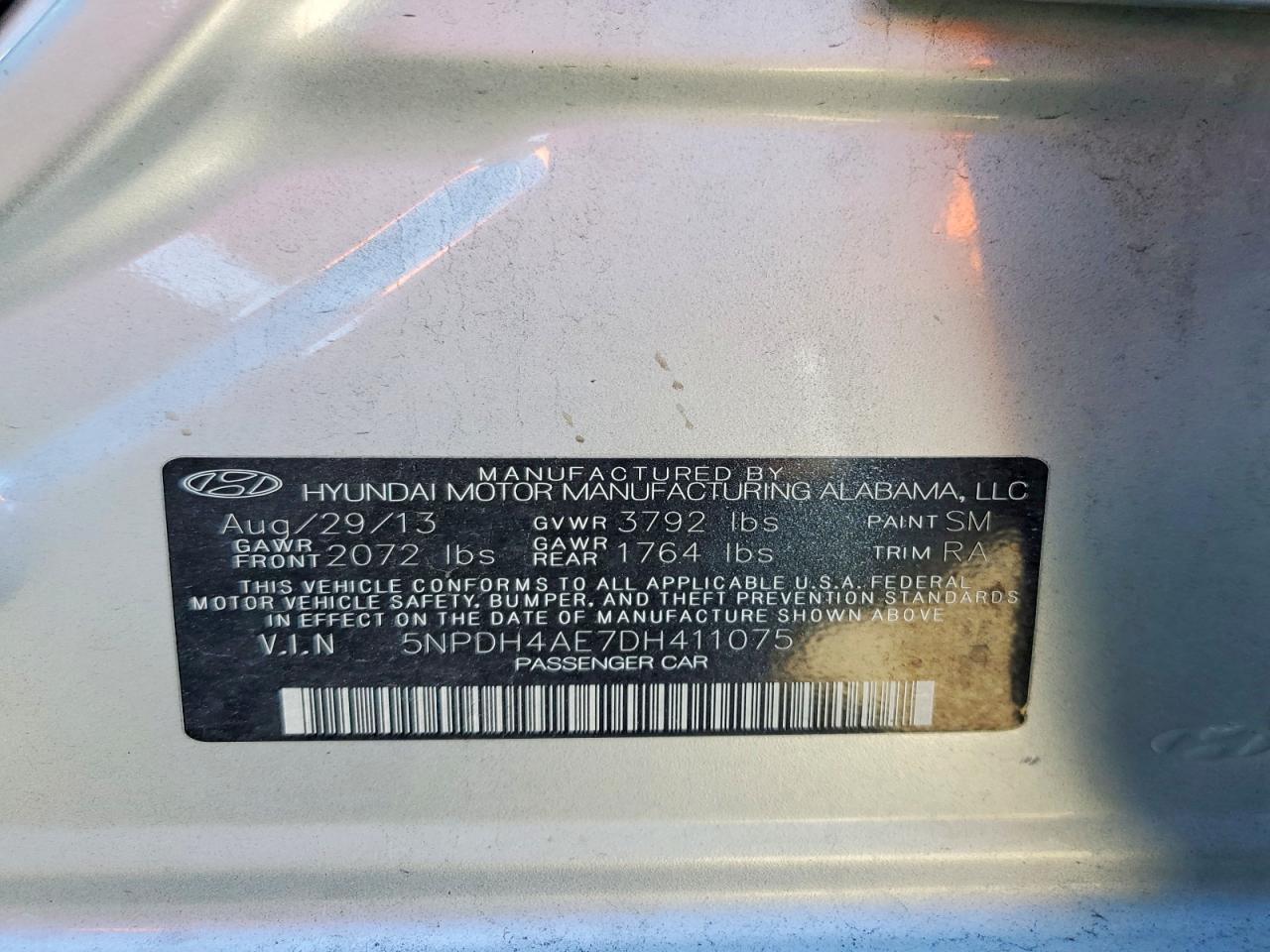 2013 HYUNDAI ELANTRA