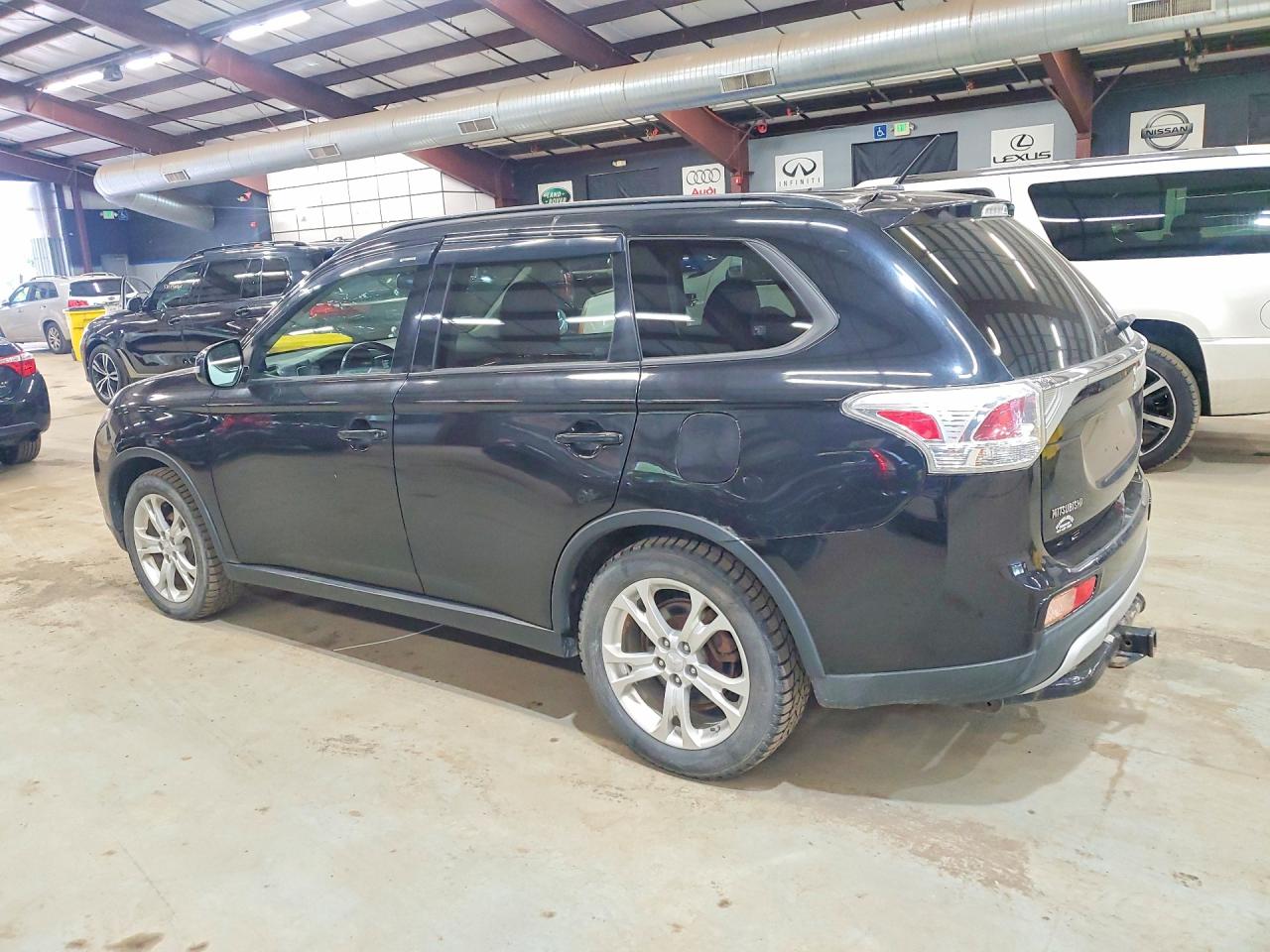 2015 MITSUBISHI OUTLANDER