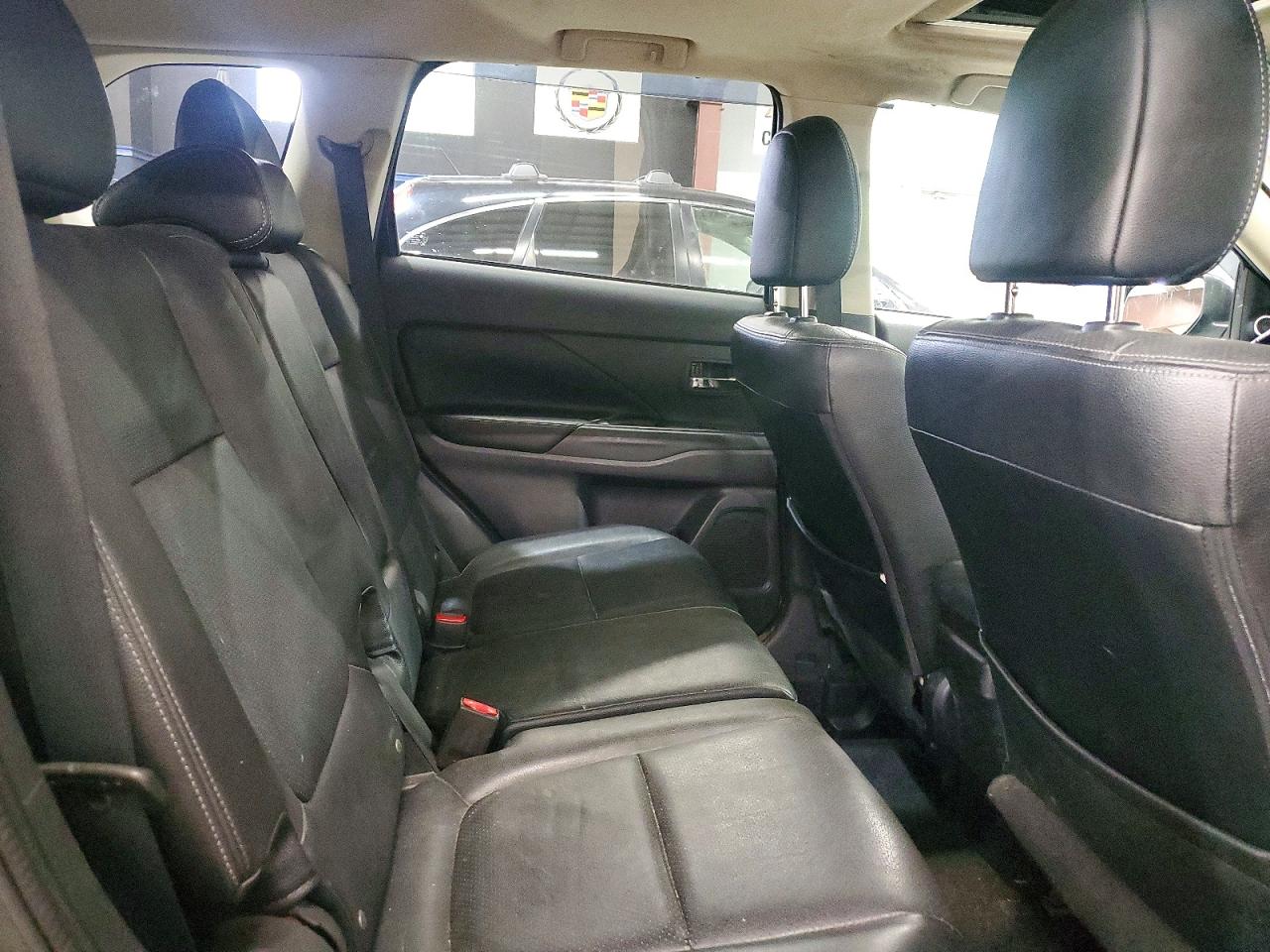 2015 MITSUBISHI OUTLANDER